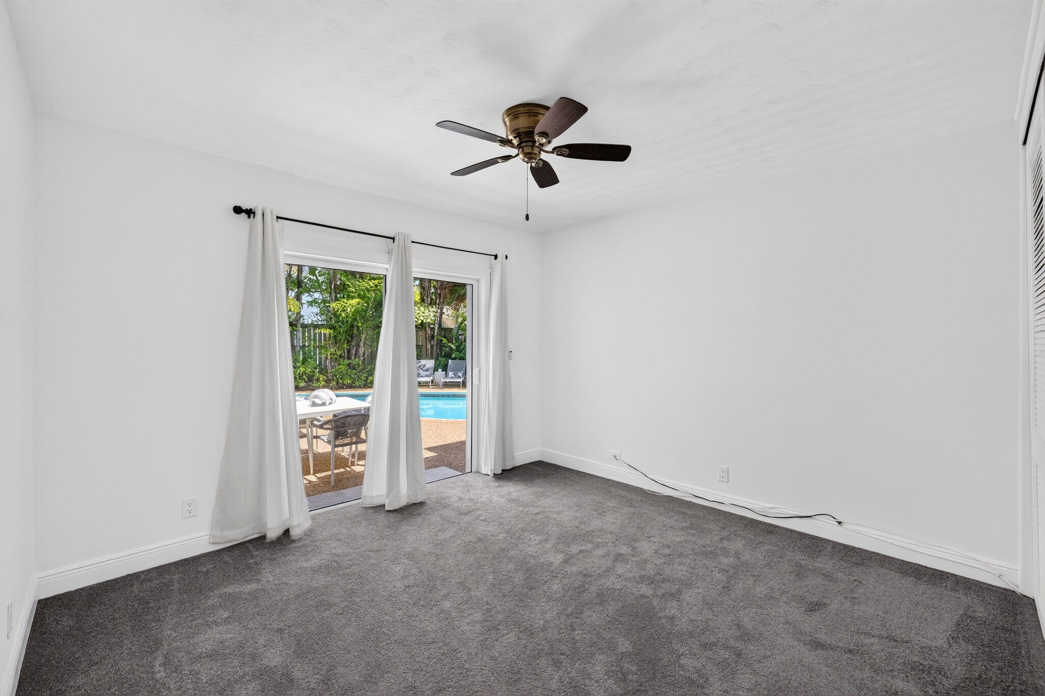 LAUDERDALE HARBORS - Residential