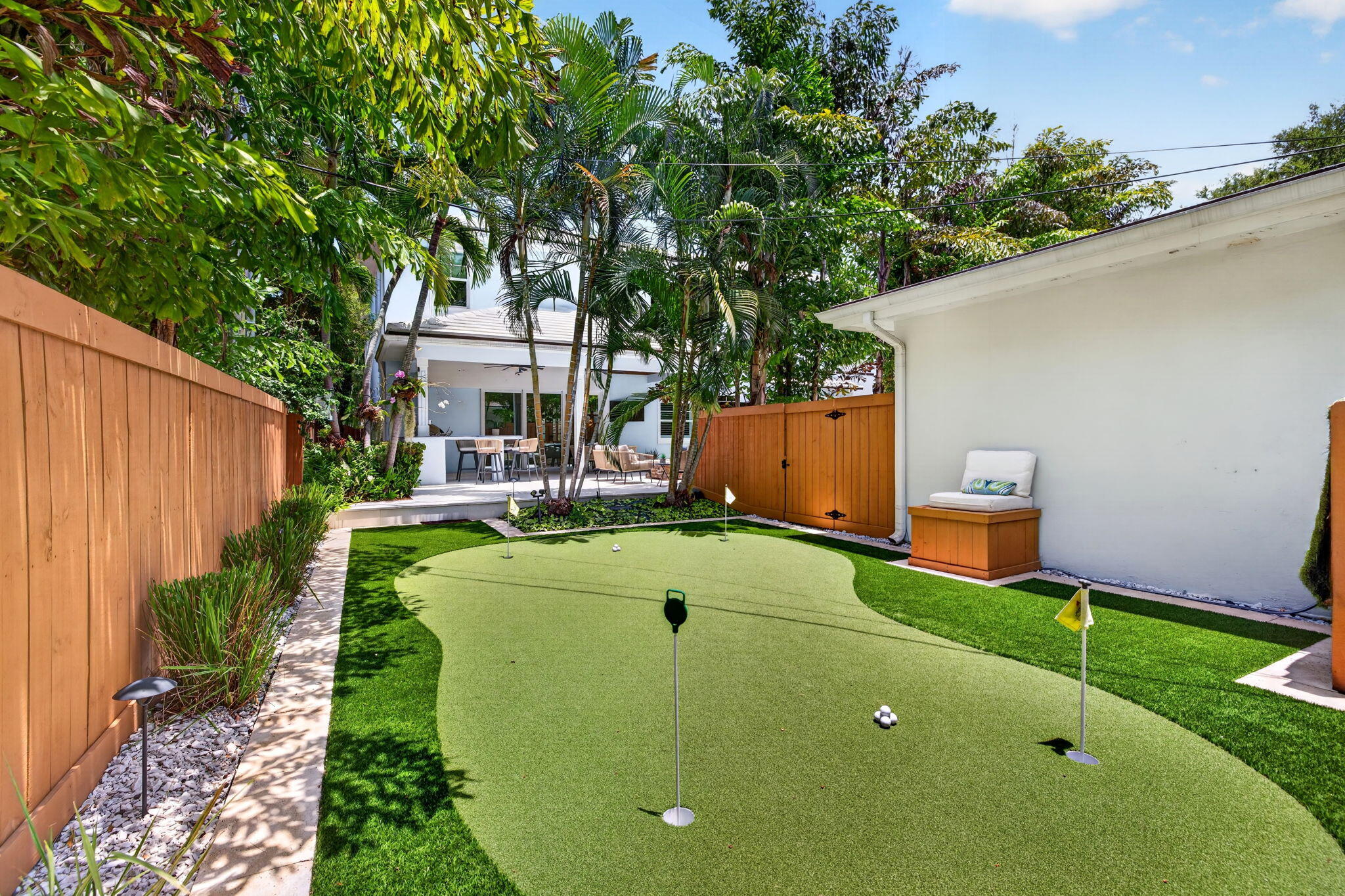 LAUDERDALE HARBORS - Residential