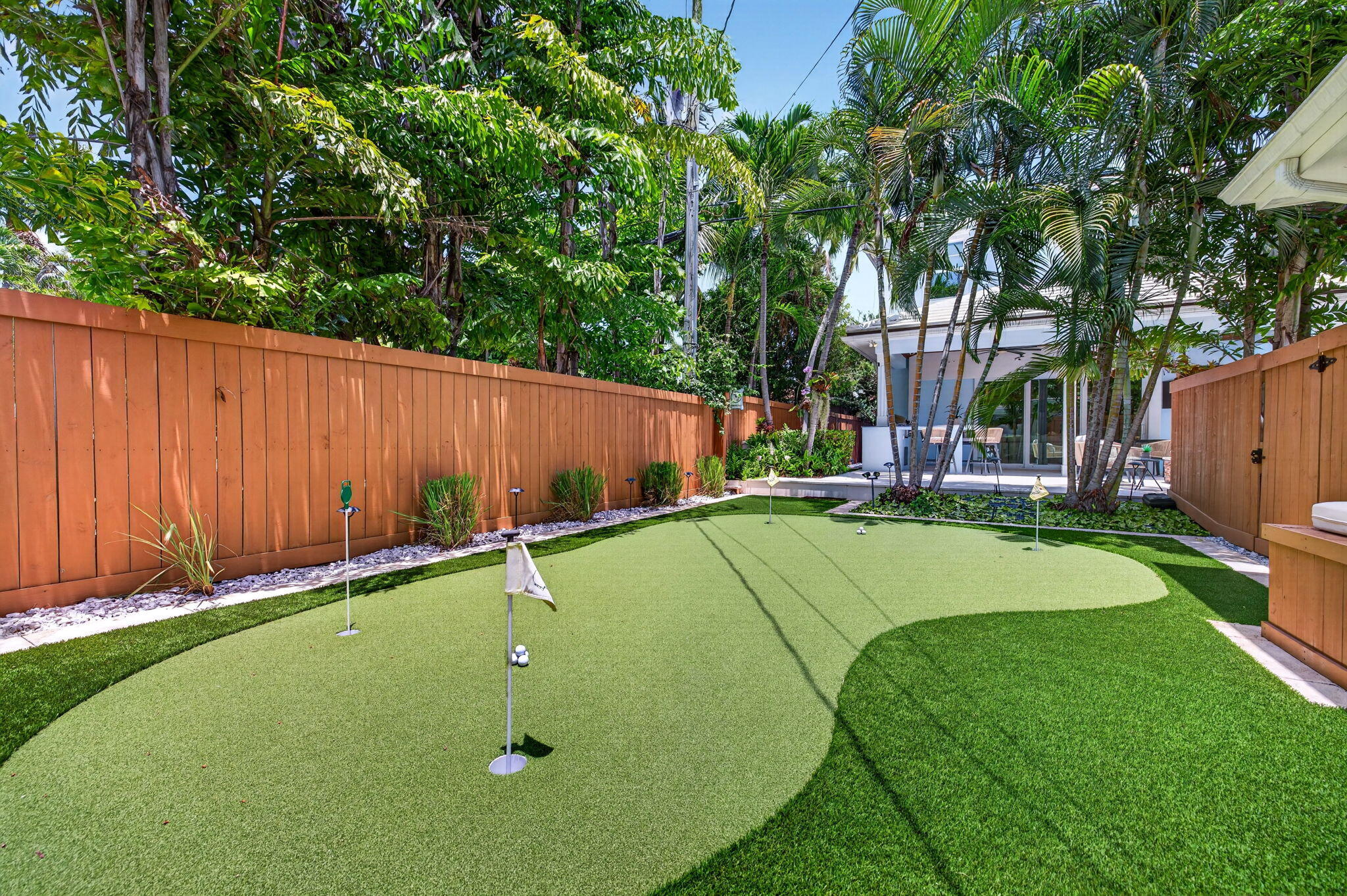 LAUDERDALE HARBORS - Residential