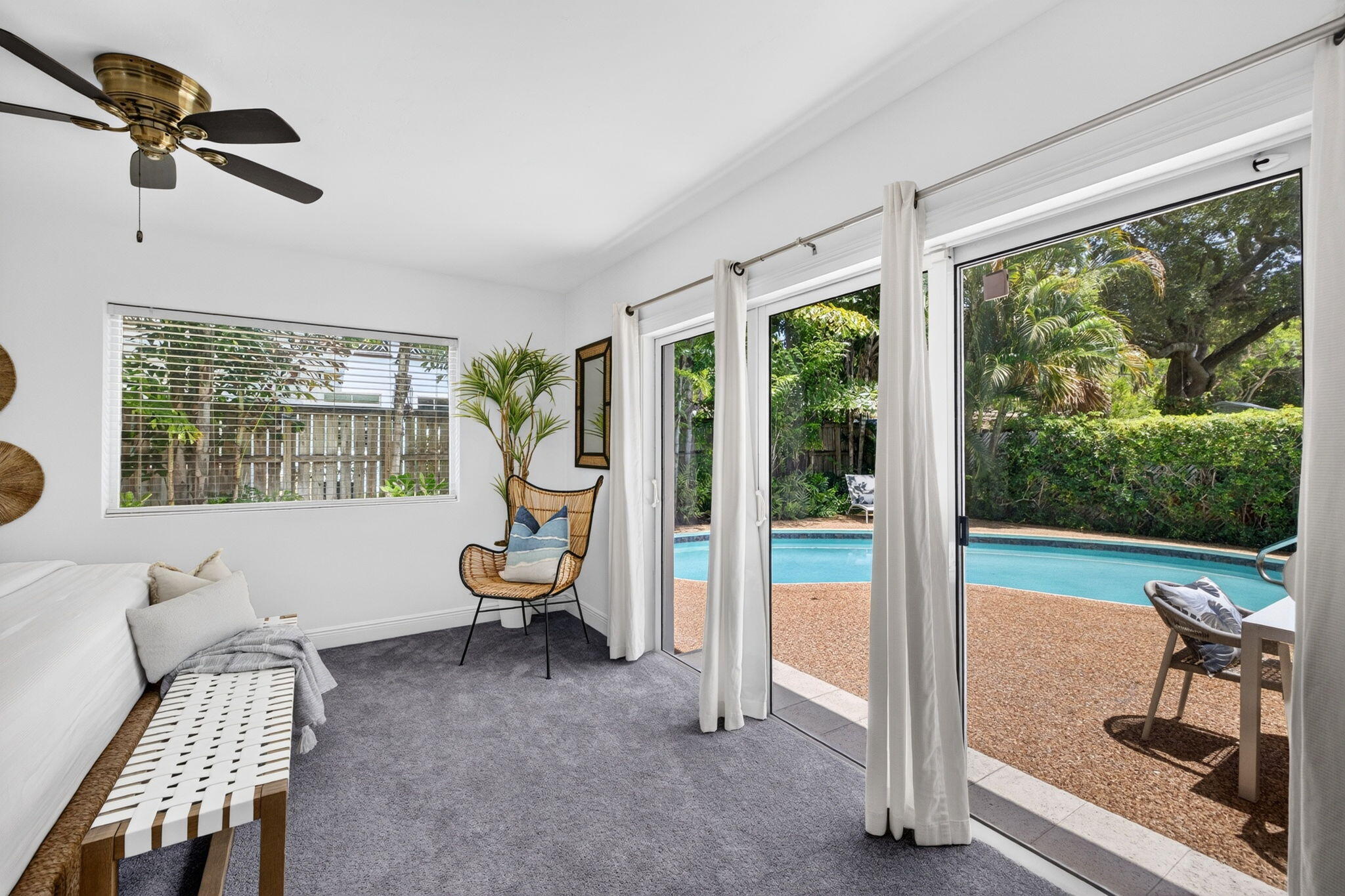 LAUDERDALE HARBORS - Residential