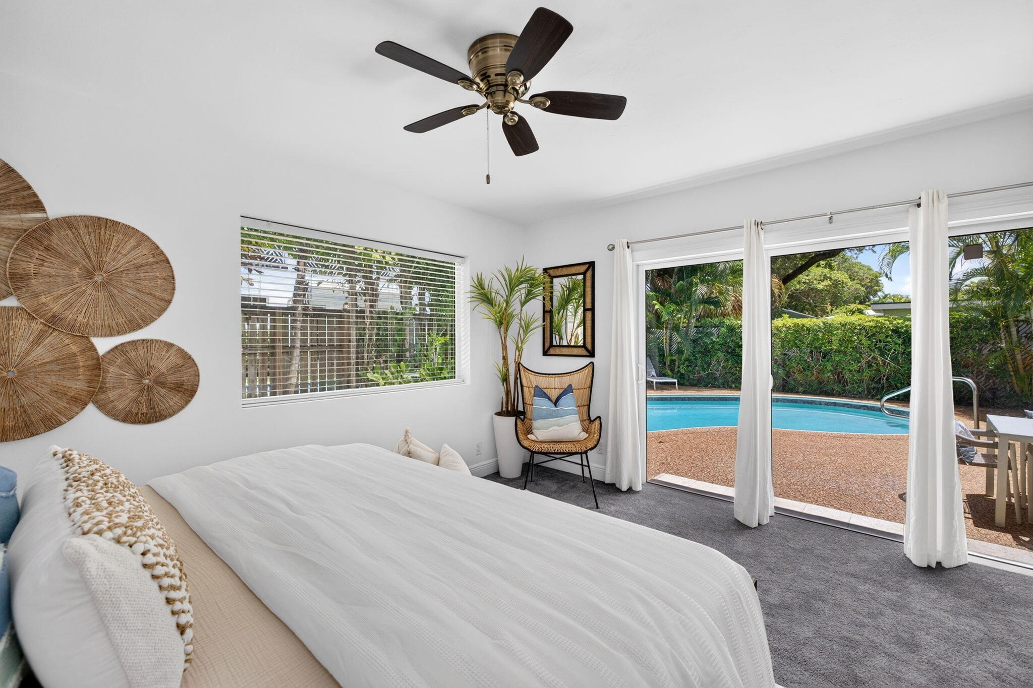 LAUDERDALE HARBORS - Residential