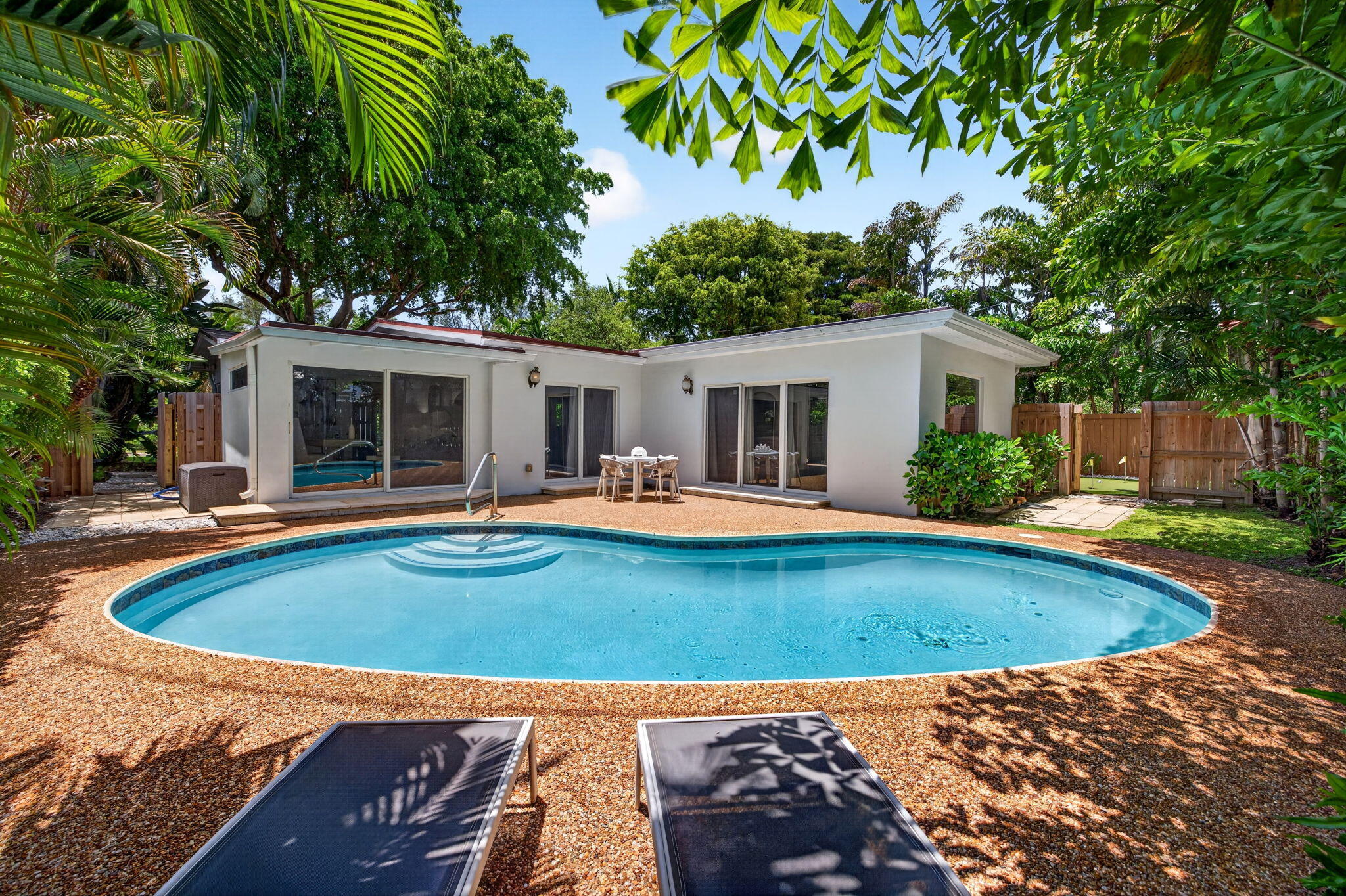 LAUDERDALE HARBORS - Residential