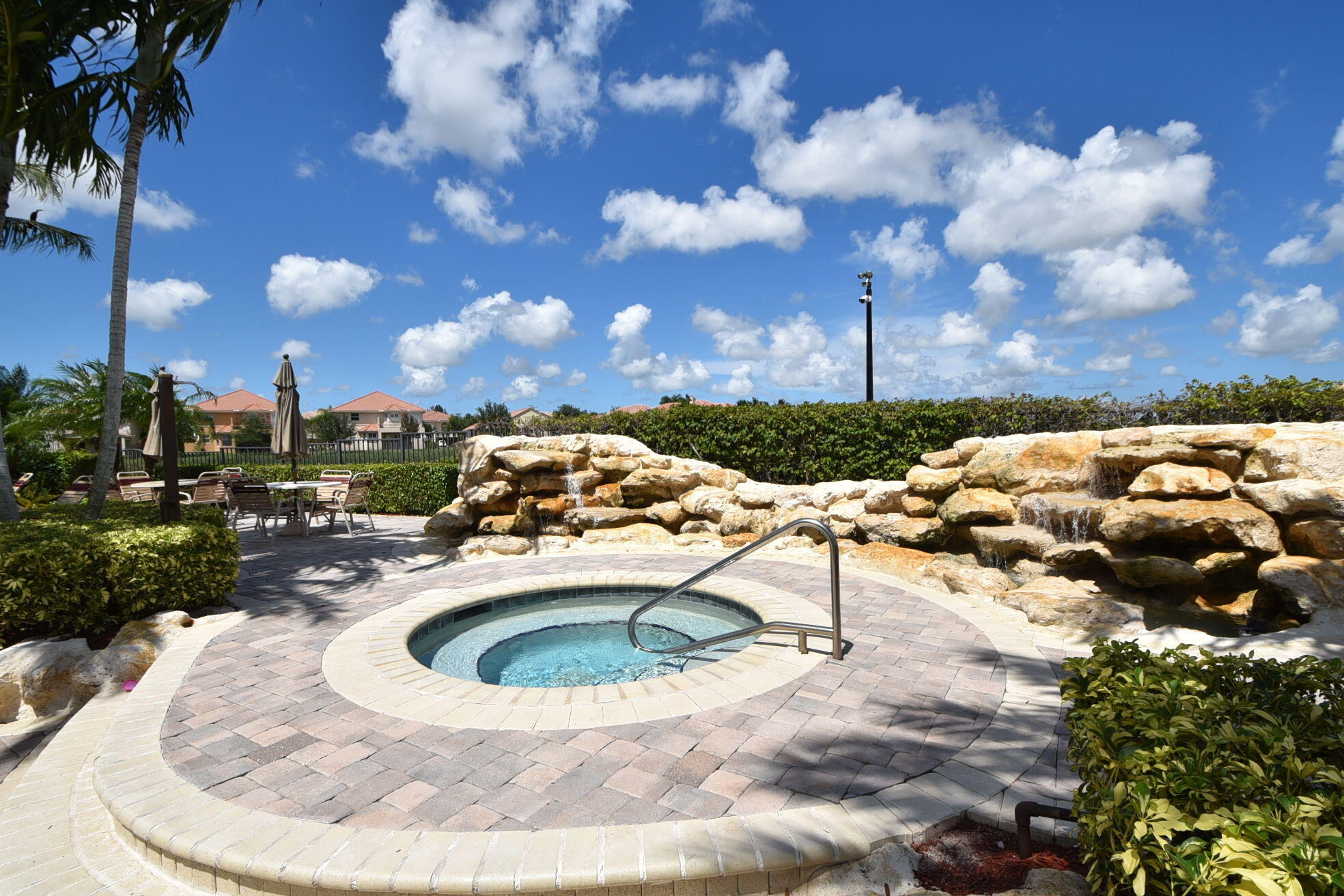 COBBLESTONE CREEK /Countryside Meadows - Residential
