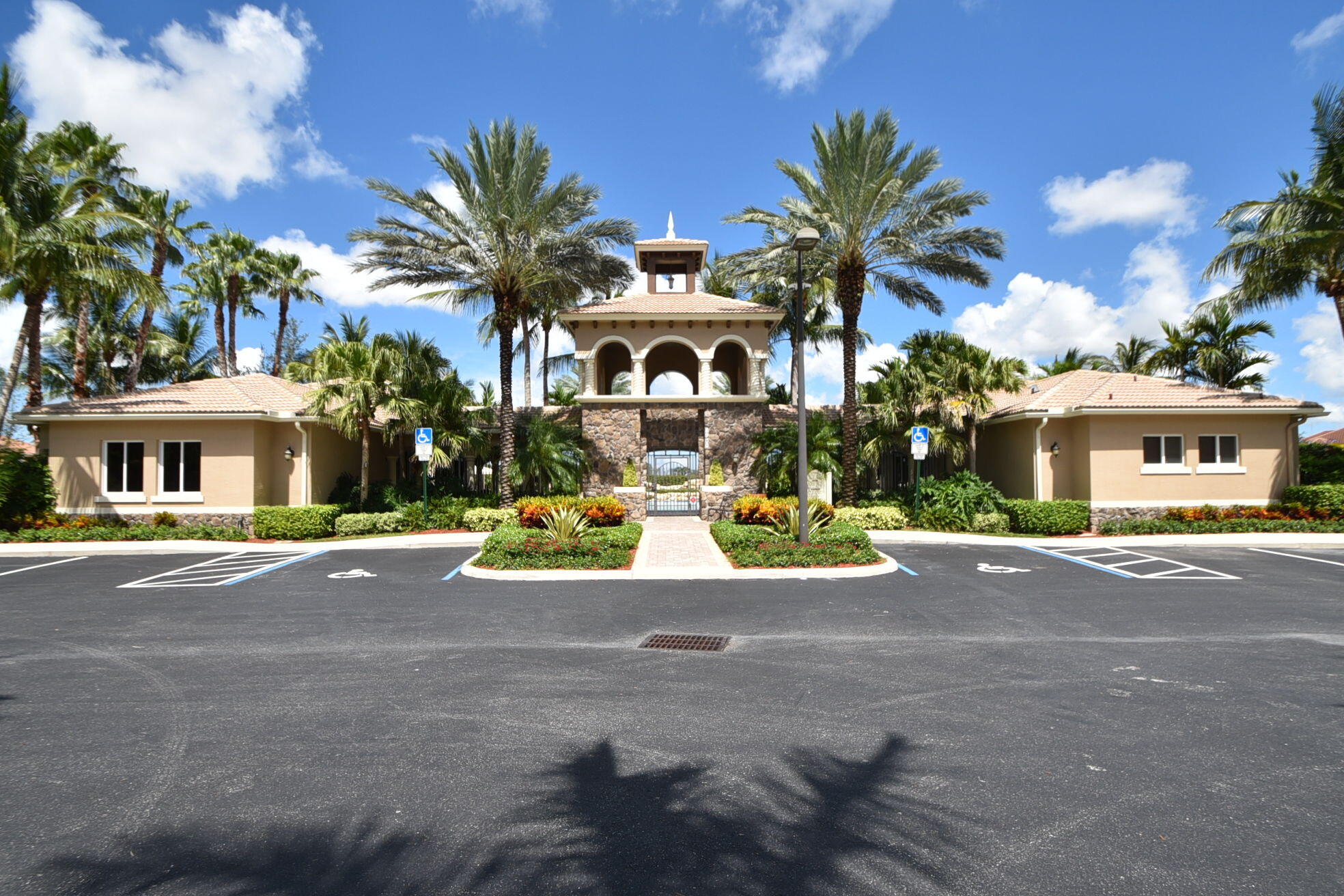 COBBLESTONE CREEK /Countryside Meadows - Residential