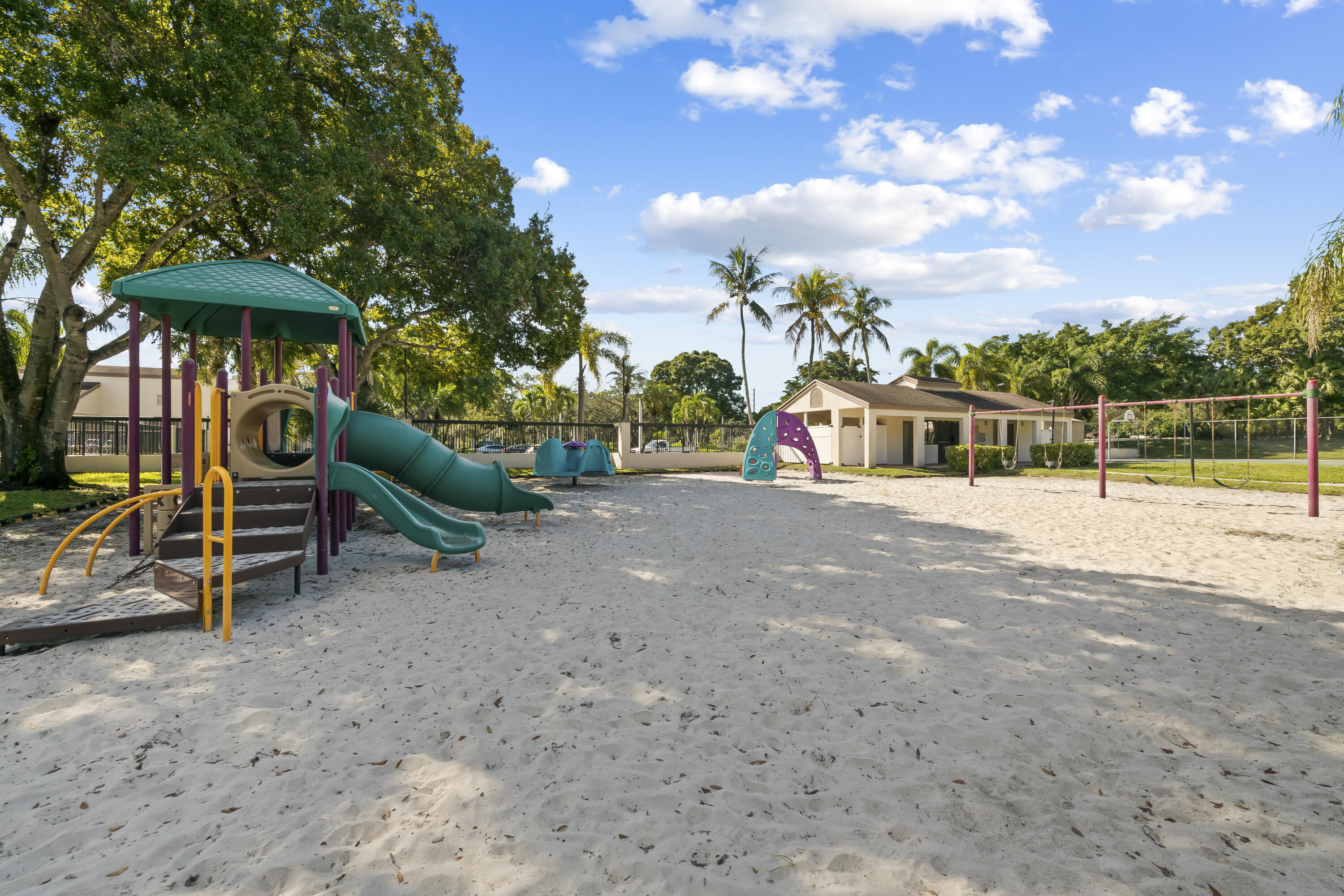 BAYWOOD VILLAGE III-A CONDO - Residential