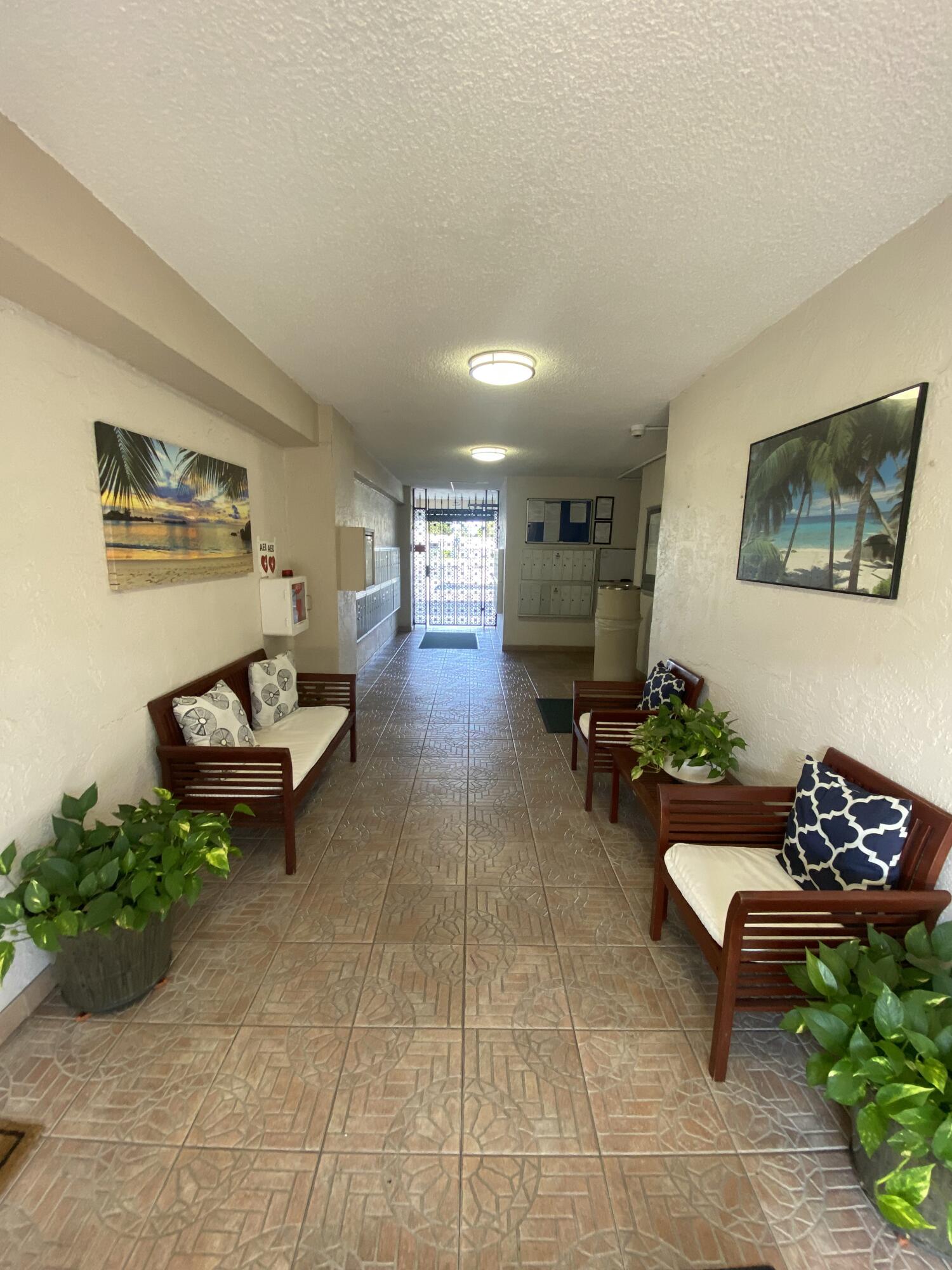 CROMWELL WEST CONDO - Residential Lease