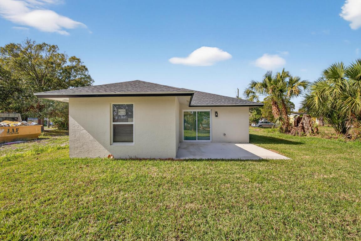 J E W Mccullers - Residential
