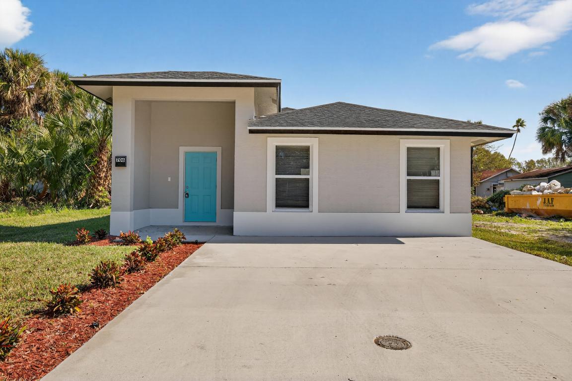 J E W Mccullers - Residential