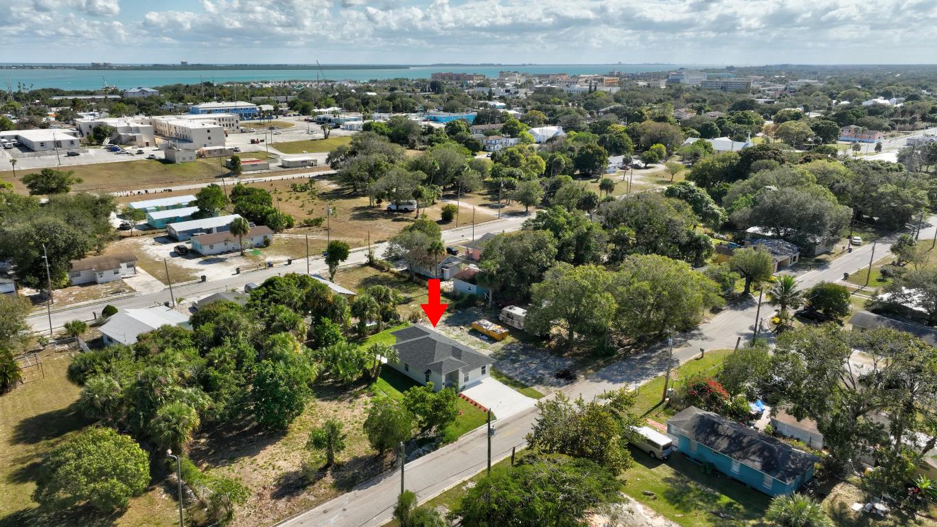 J E W Mccullers - Residential