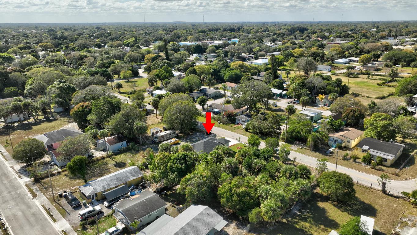 J E W Mccullers - Residential
