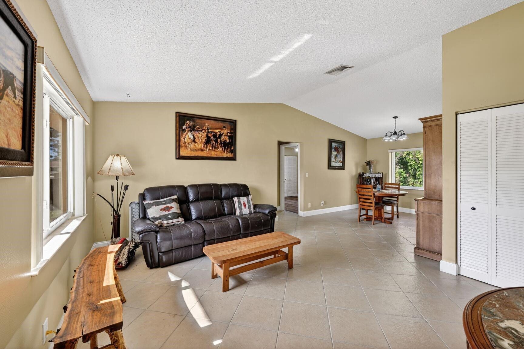 ORANGE TREE HOMES - Residential