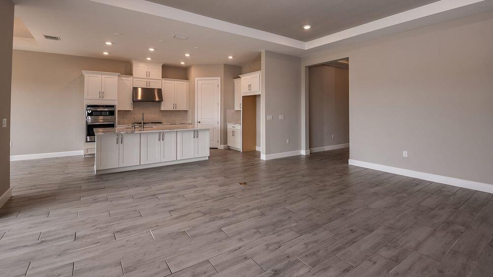 ASTOR CREEK - Residential