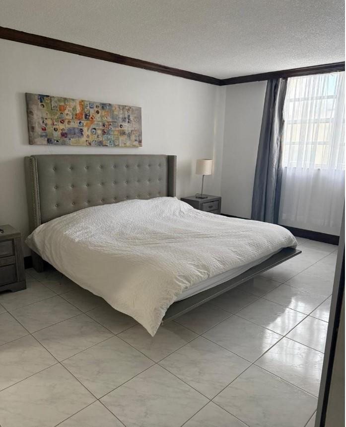 PLAZA TOWERS NORTH CONDO - Residential