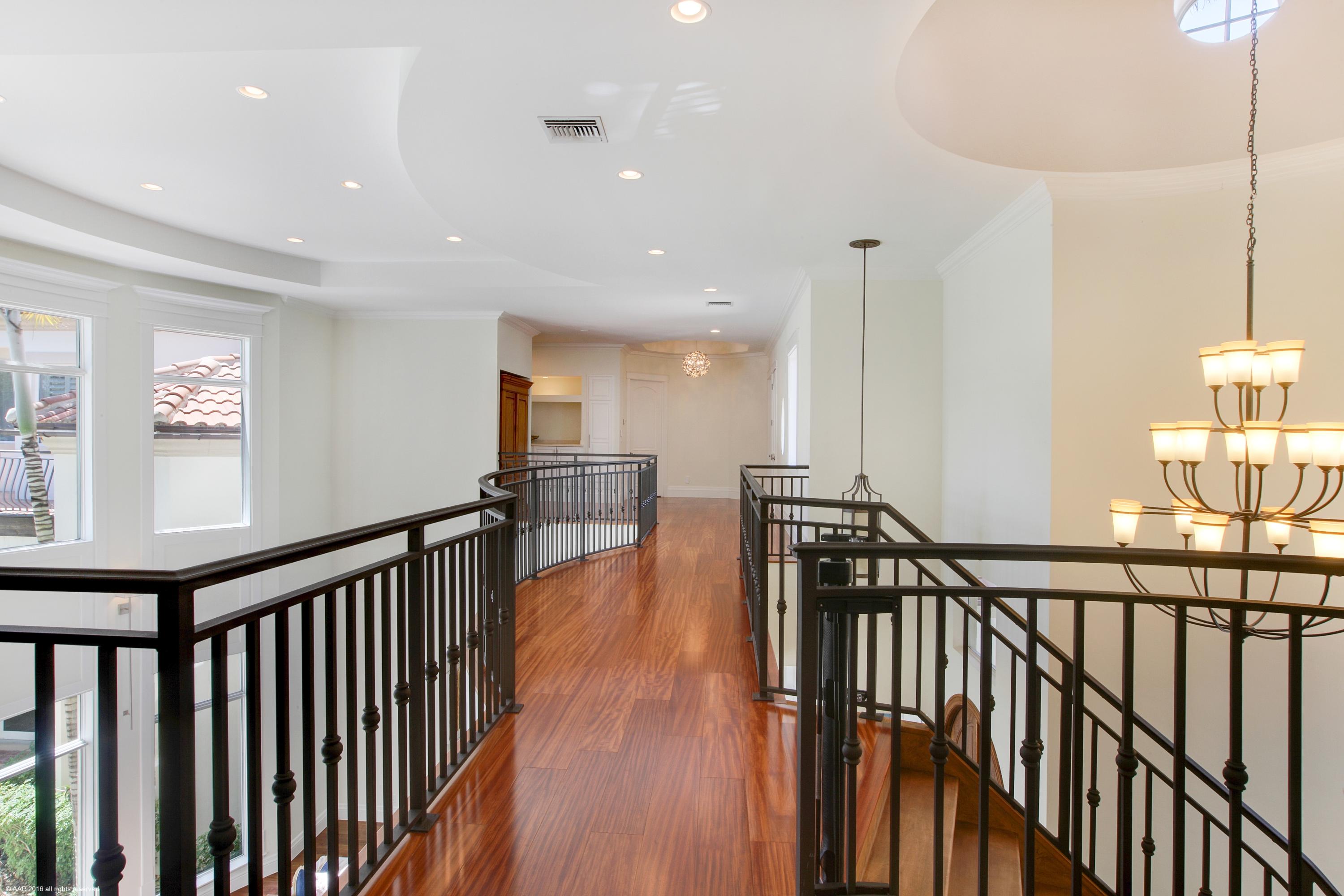 RIVERSIDE ON THE LOXAHATCHEE - Residential