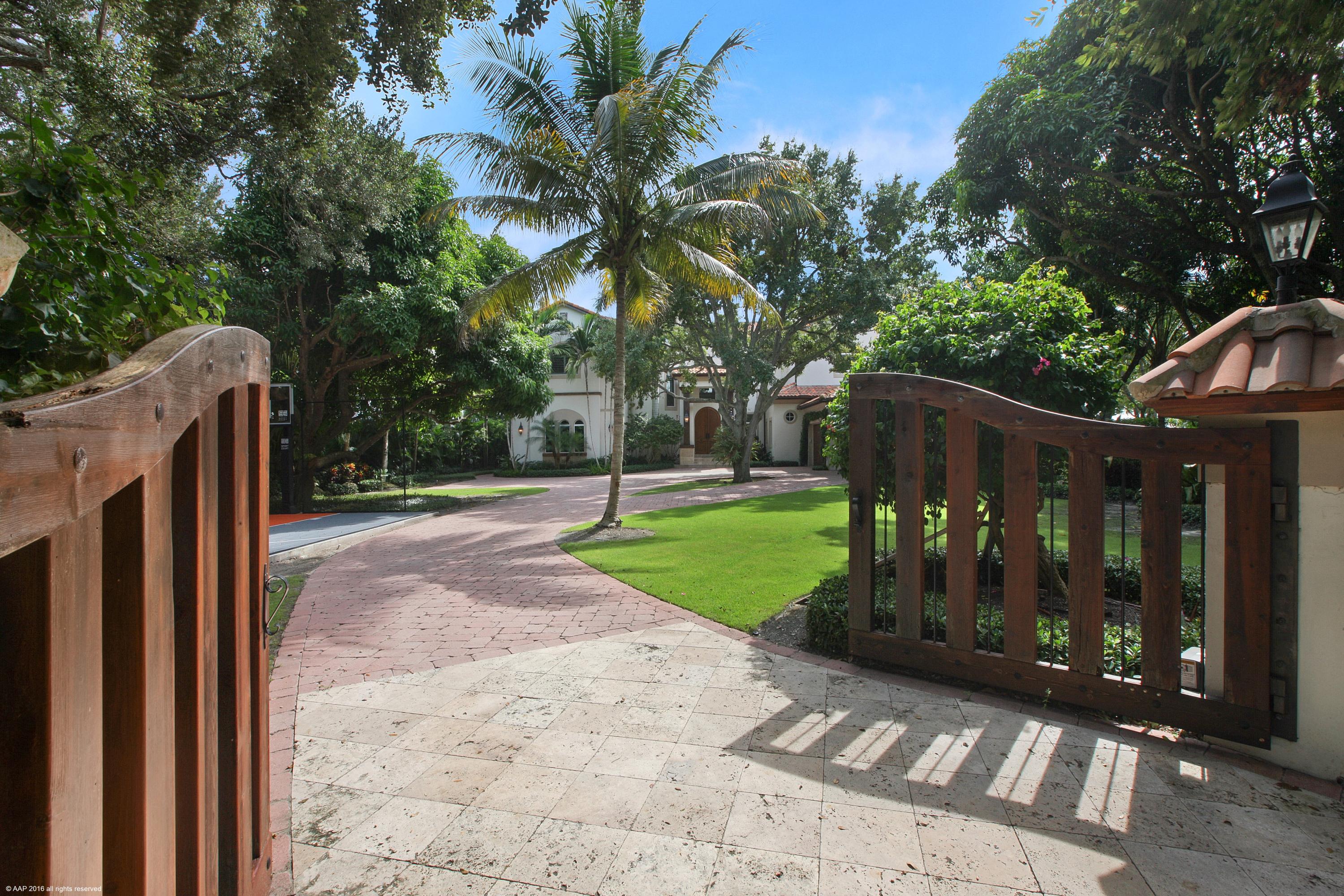 RIVERSIDE ON THE LOXAHATCHEE - Residential