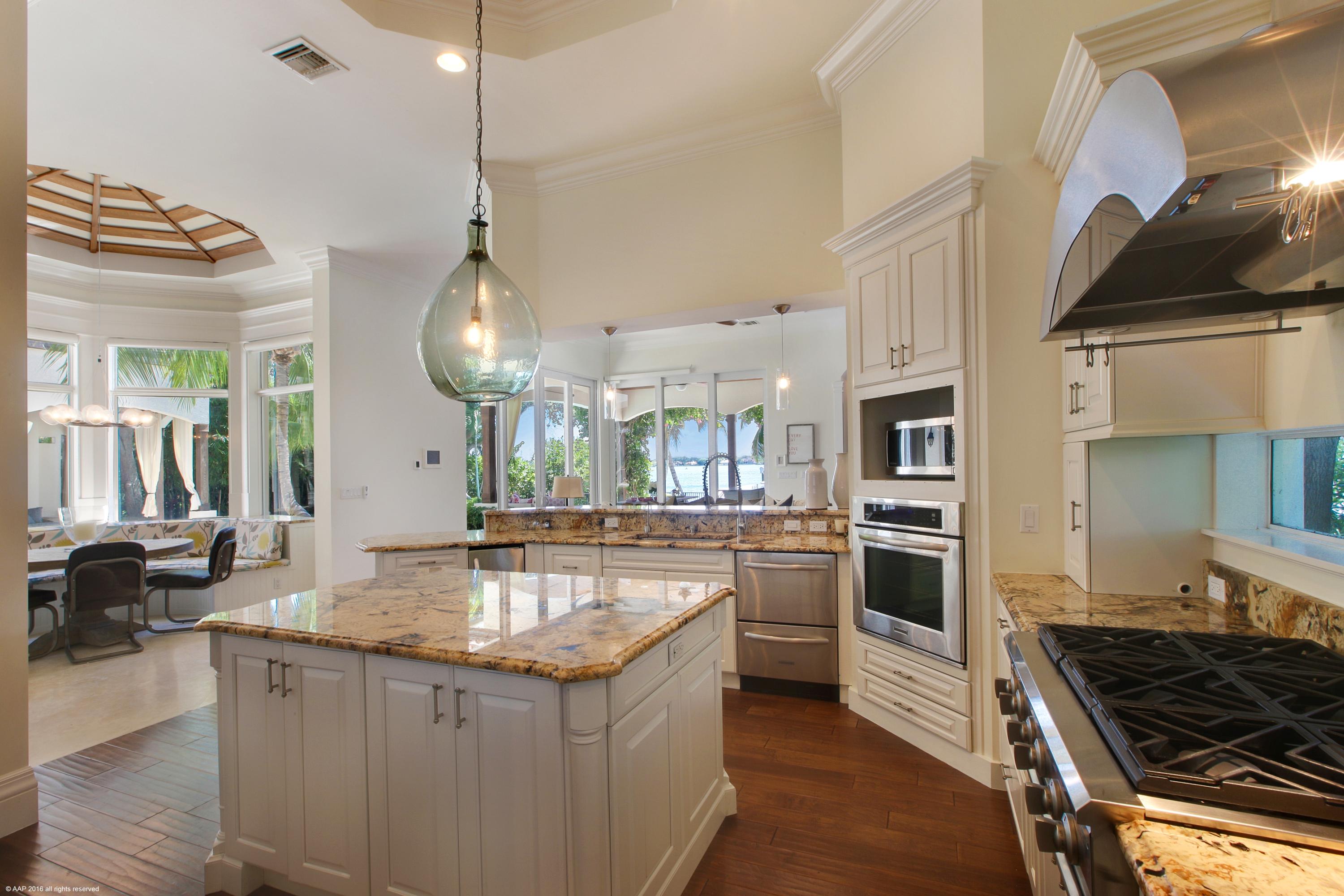 RIVERSIDE ON THE LOXAHATCHEE - Residential