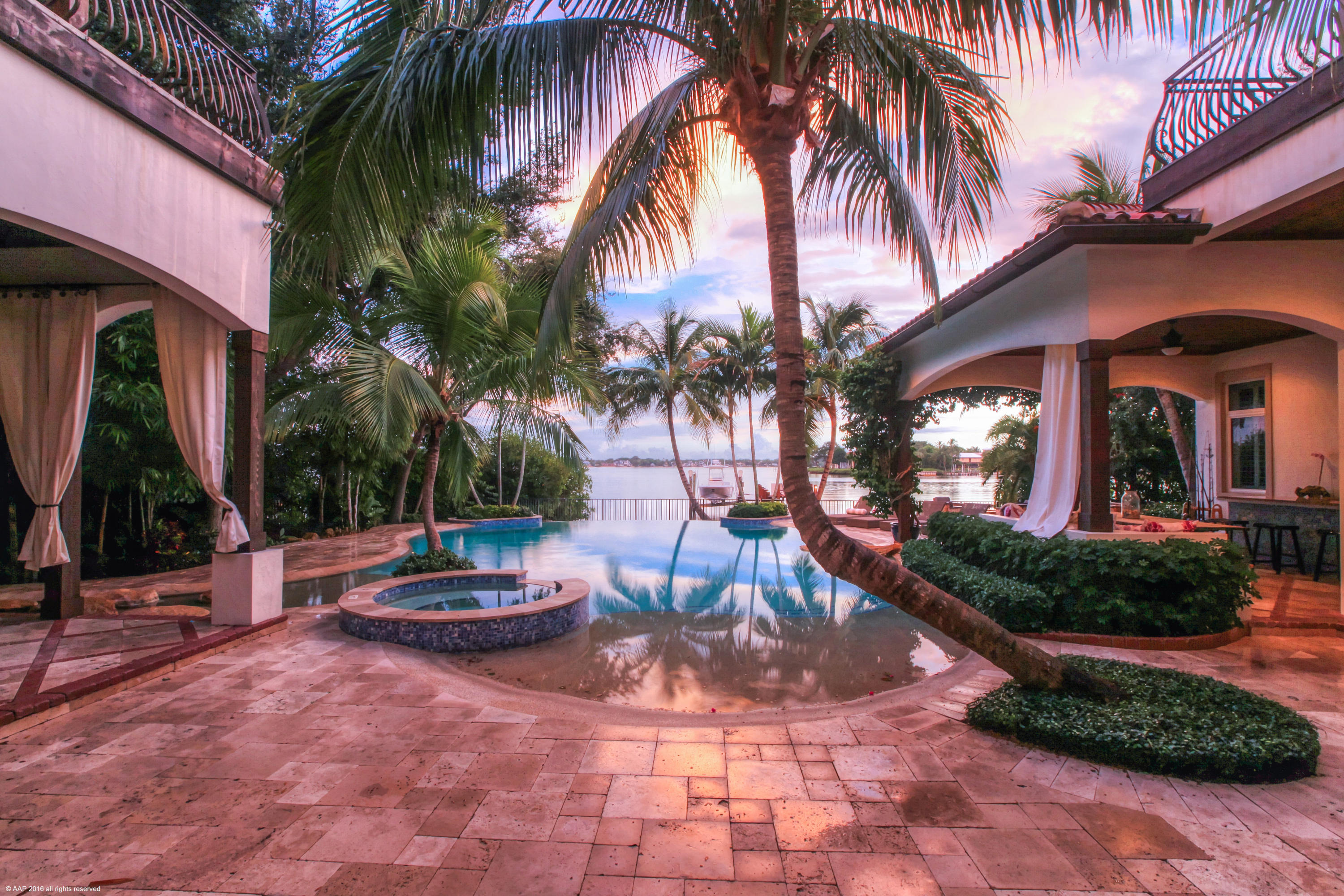 RIVERSIDE ON THE LOXAHATCHEE - Residential