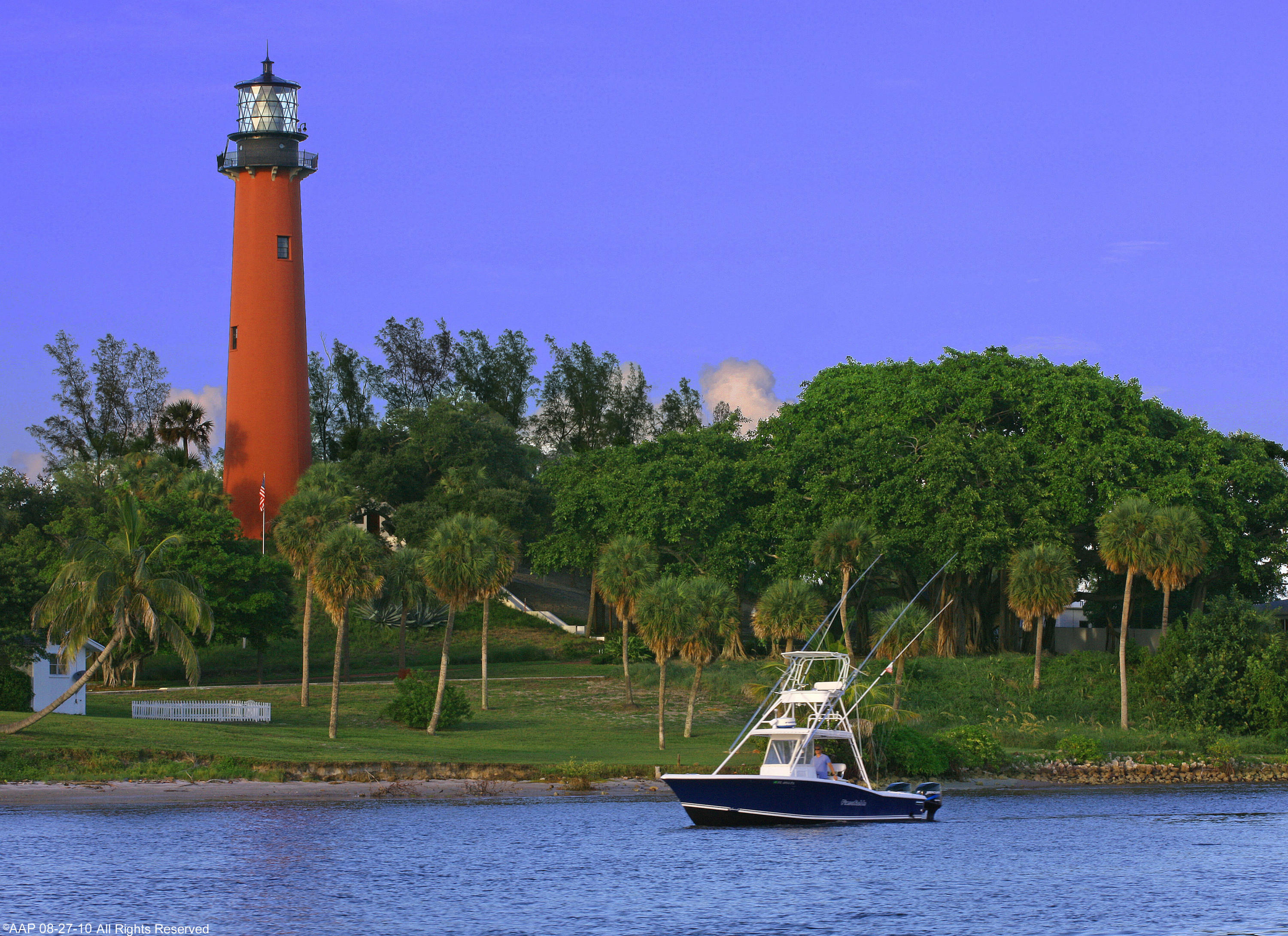 RIVERSIDE ON THE LOXAHATCHEE - Residential