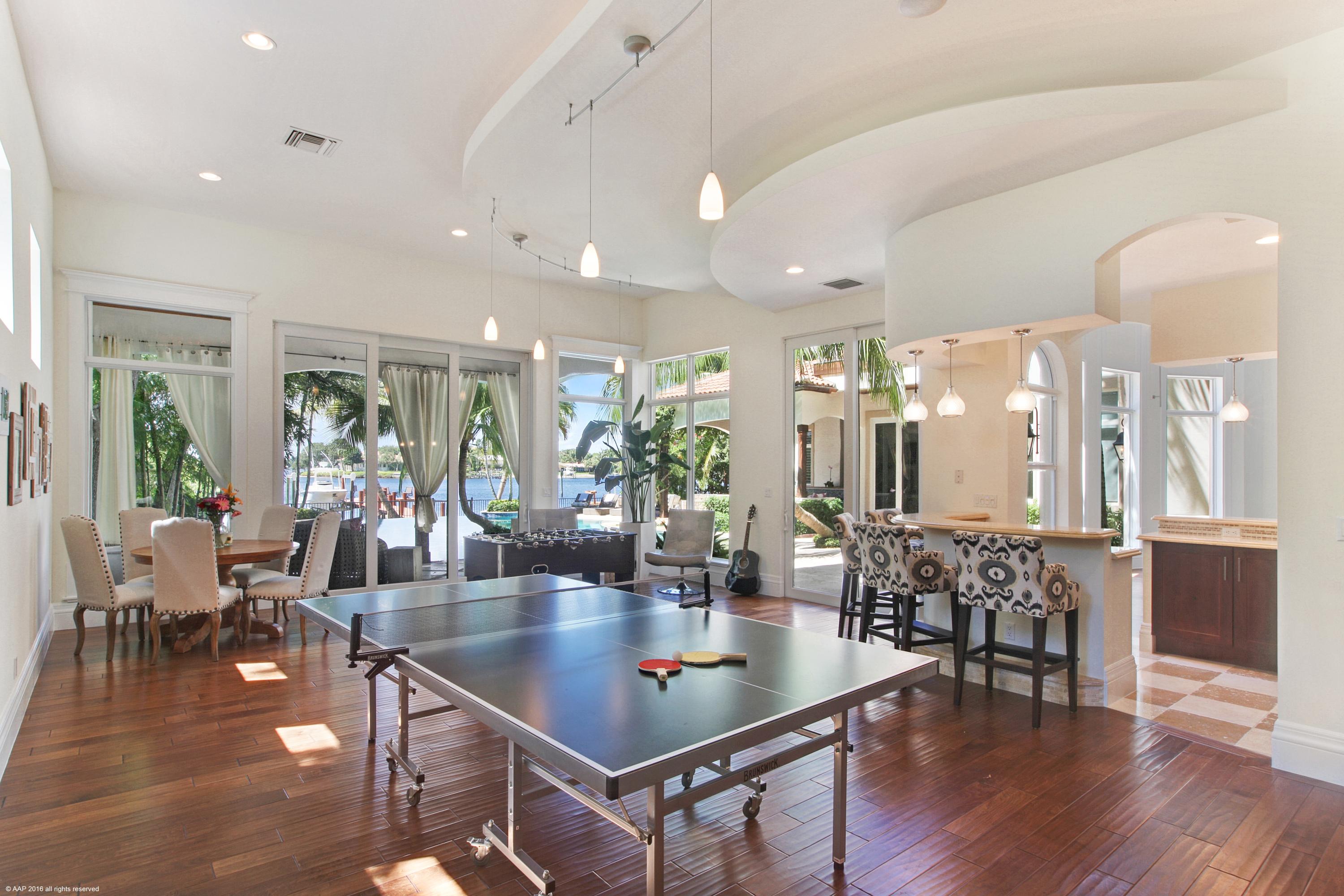 RIVERSIDE ON THE LOXAHATCHEE - Residential