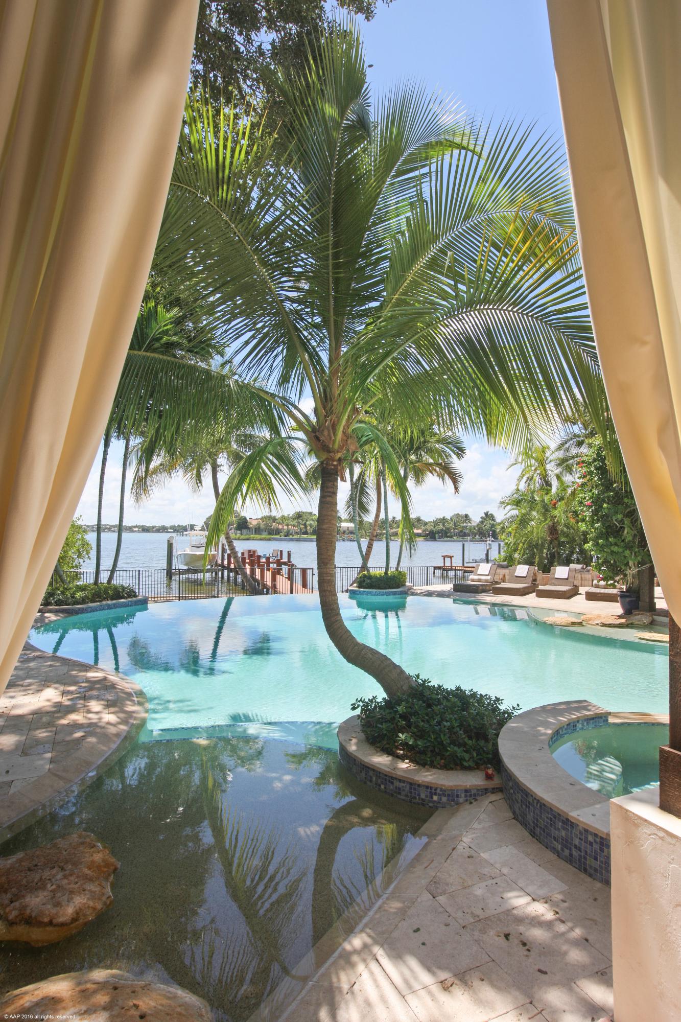 RIVERSIDE ON THE LOXAHATCHEE - Residential
