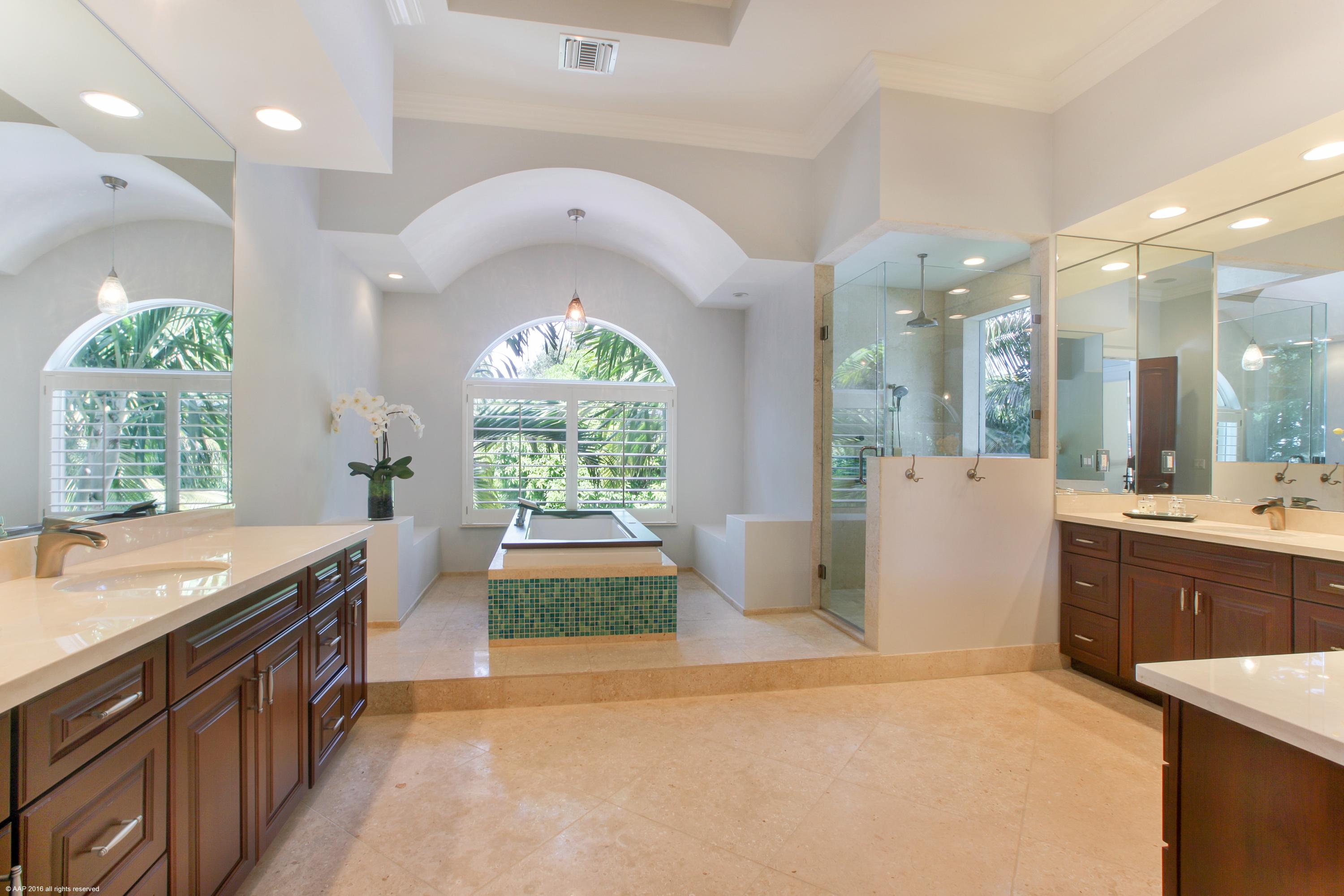 RIVERSIDE ON THE LOXAHATCHEE - Residential