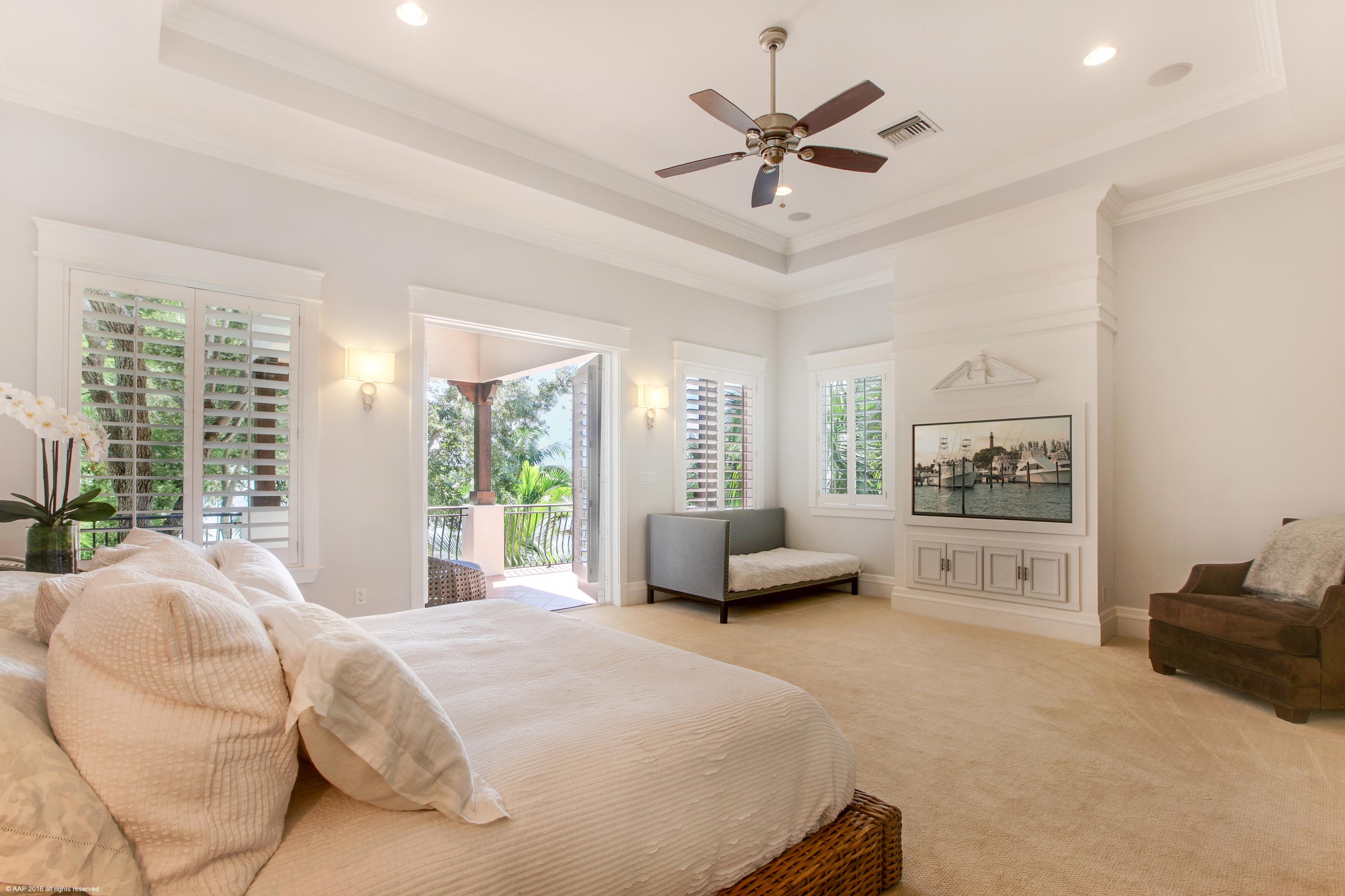 RIVERSIDE ON THE LOXAHATCHEE - Residential