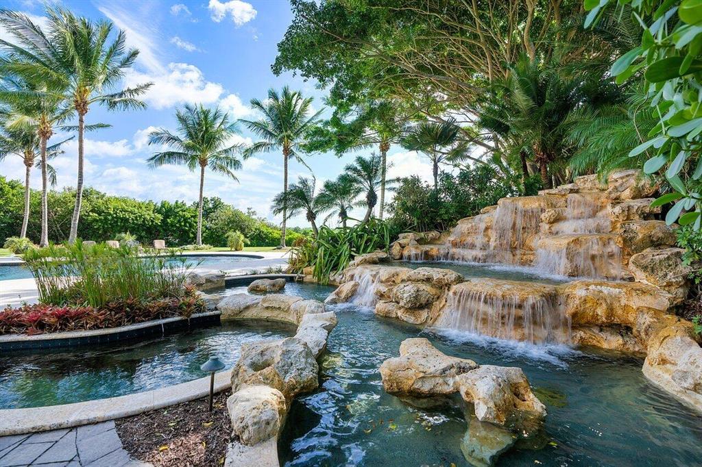 CASSEEKEY ISLAND AT JONATHANS LANDING - Residential