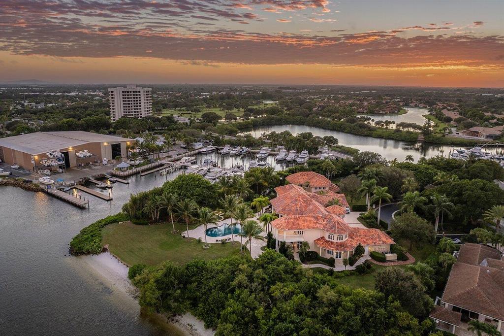 CASSEEKEY ISLAND AT JONATHANS LANDING - Residential