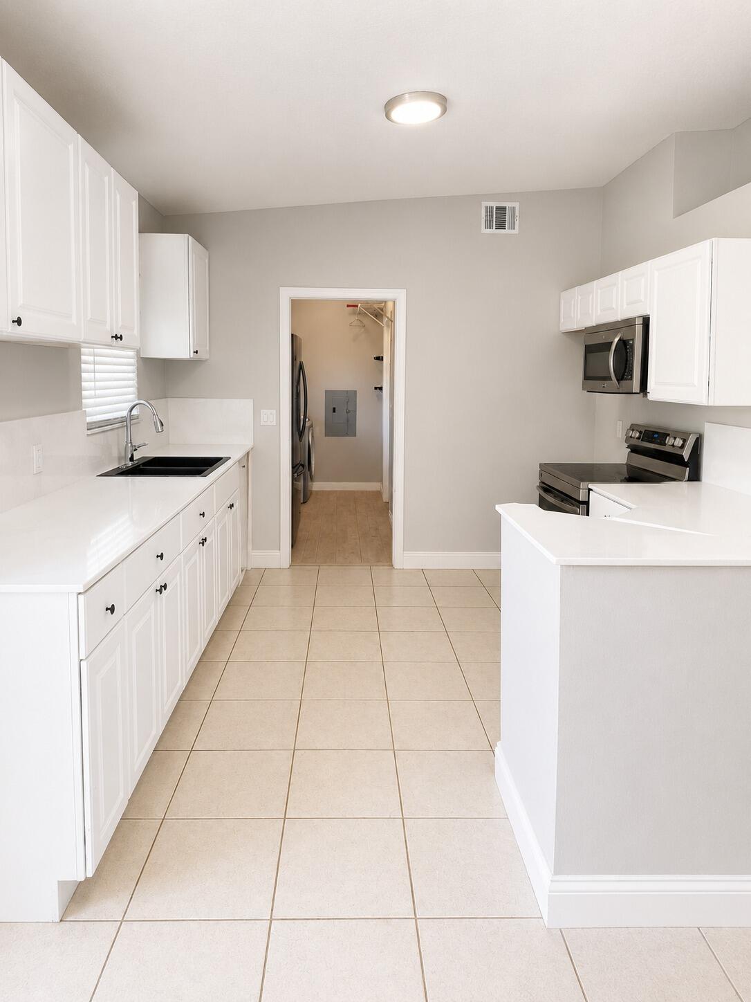 BOULEVARD ESTATES - Residential