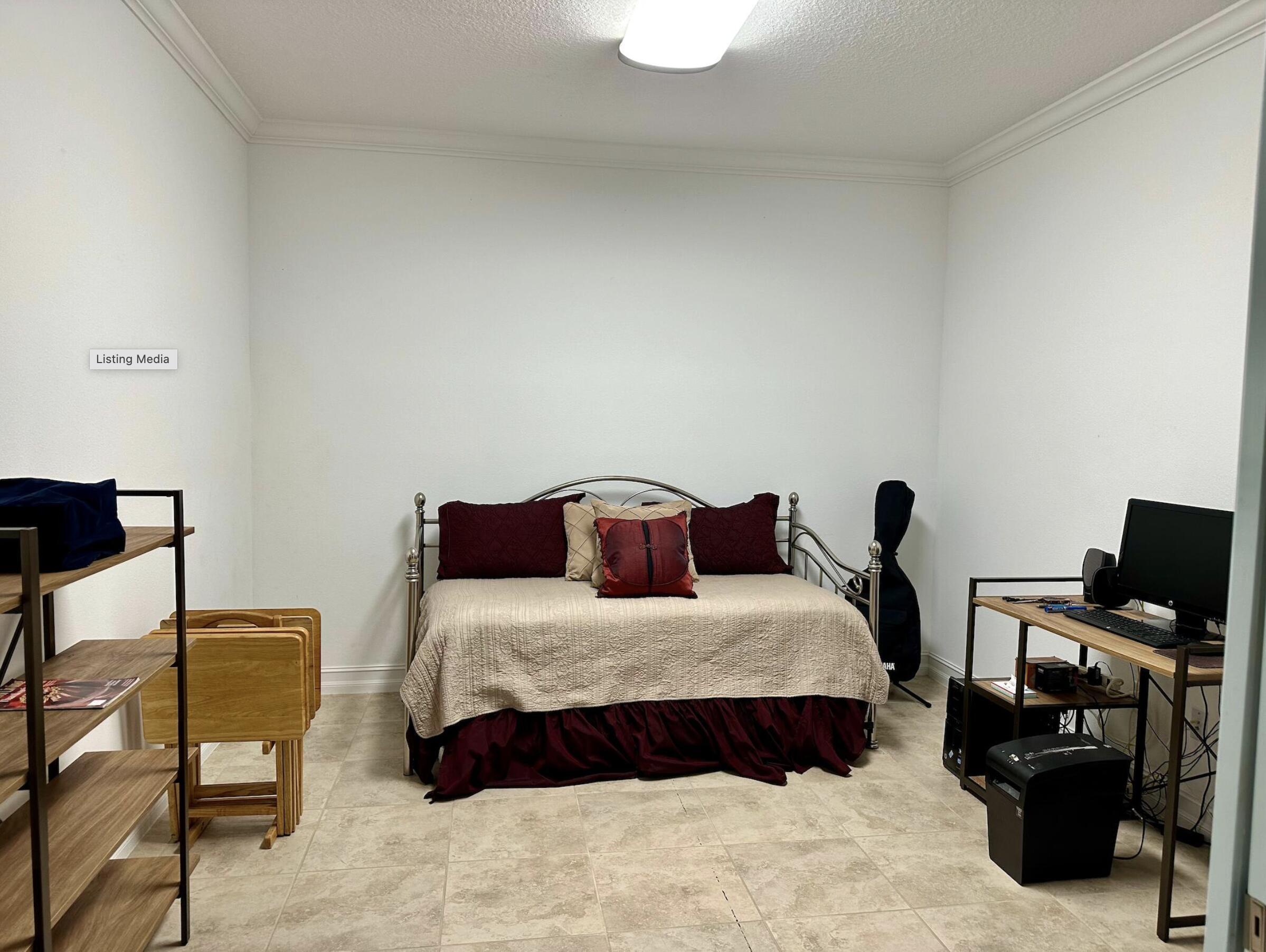 ST ANDREWS TOWNHOMES REPLAT NO 1 - Residential Lease