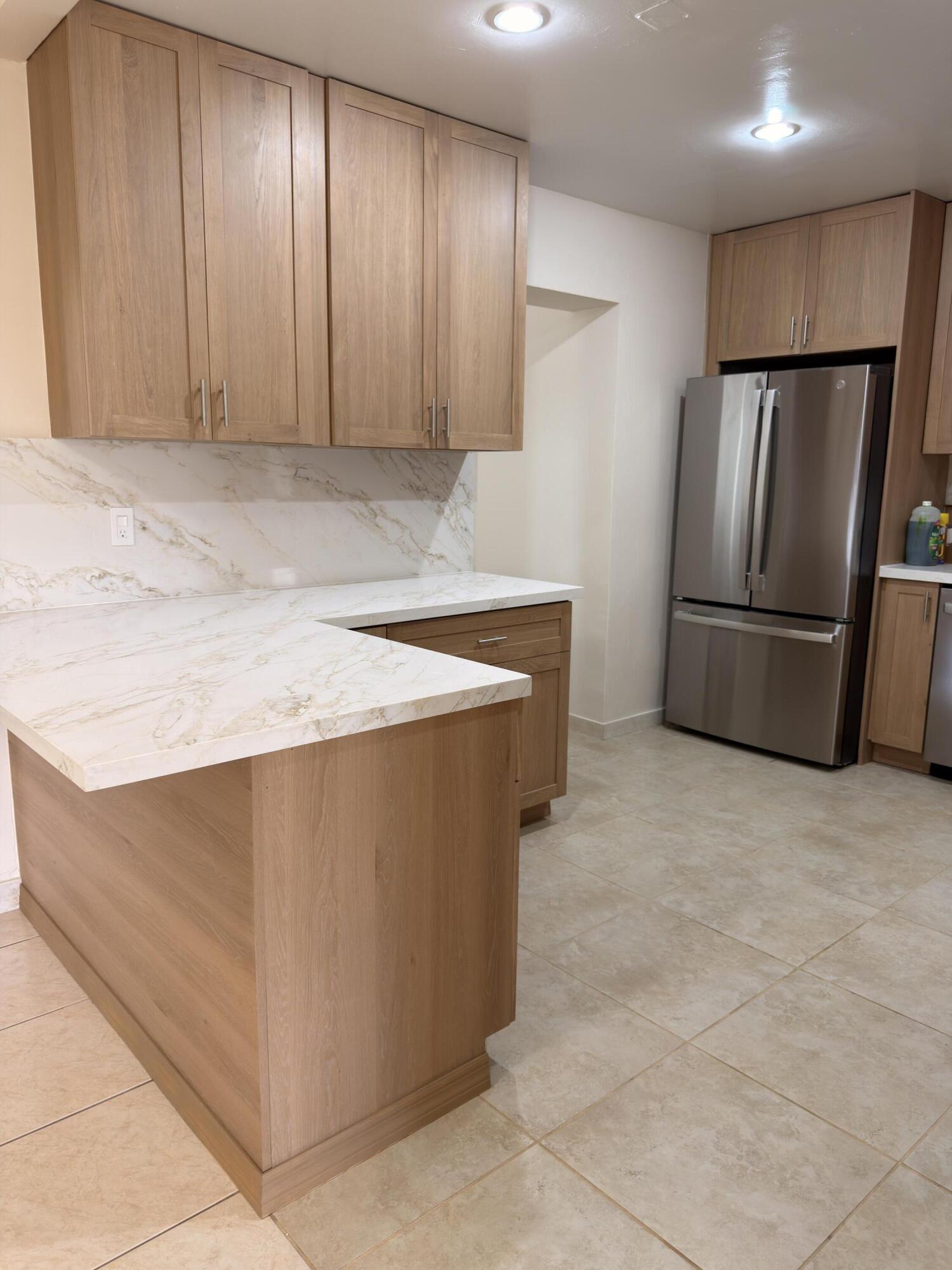 HEFTLER HOMES SUNSET PARK SEC 1 - Residential Lease