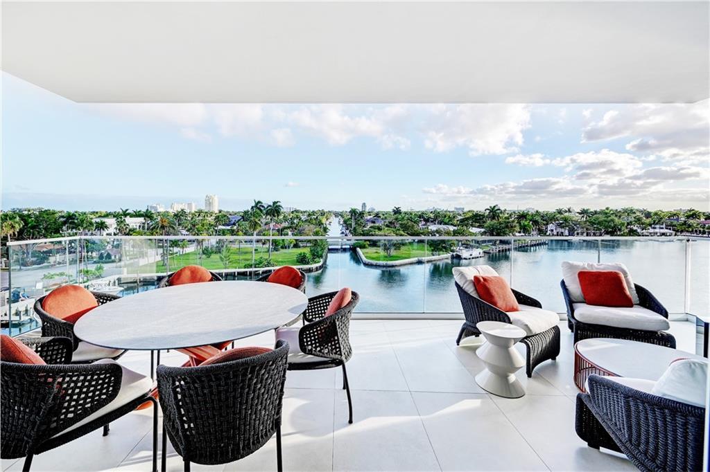 353 Sunset - Residential