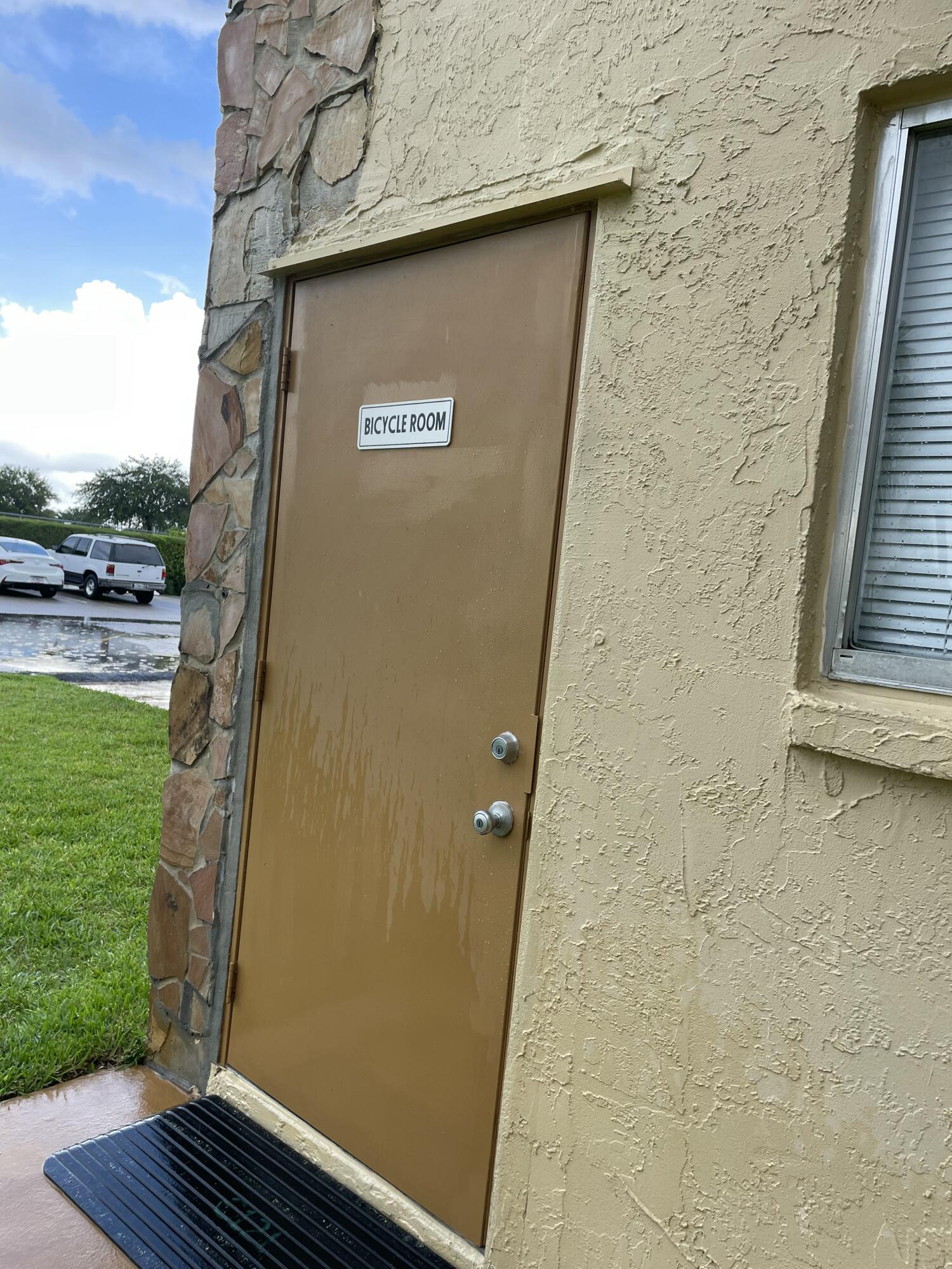 VILLAGE GREEN DORCHESTER CONDO - Residential Lease