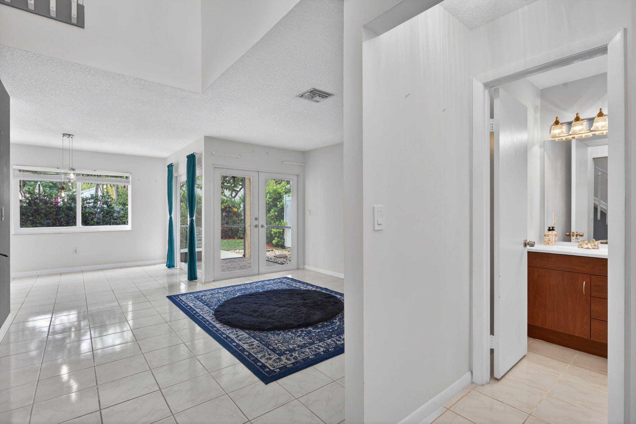 JACARANDA PARCEL 608 - Residential