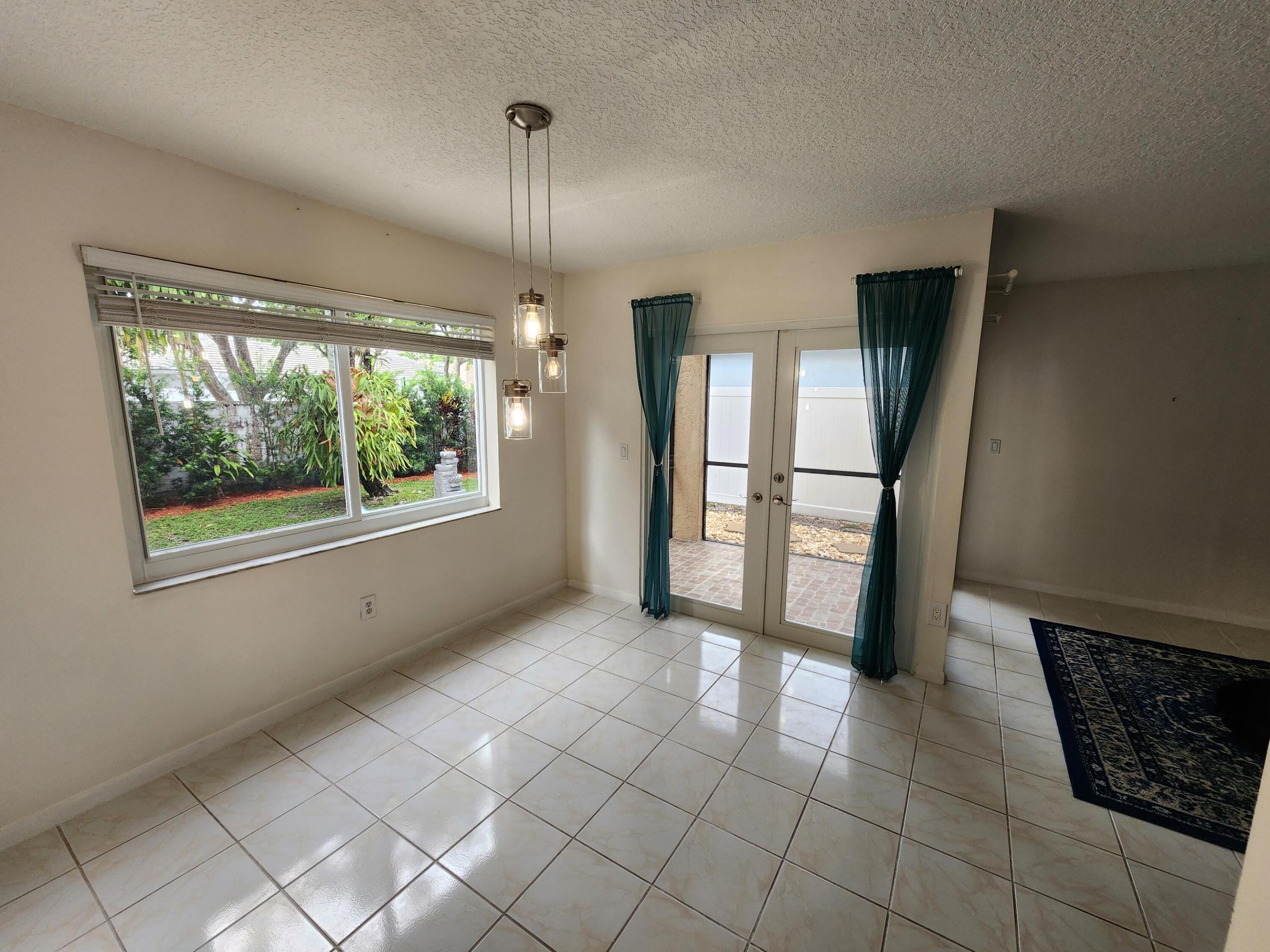JACARANDA PARCEL 608 - Residential