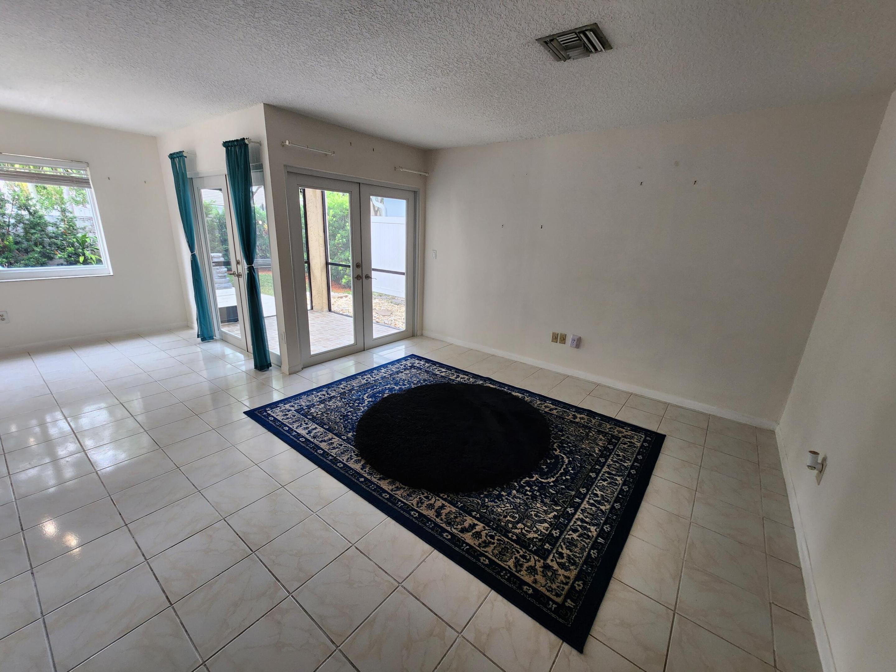 JACARANDA PARCEL 608 - Residential