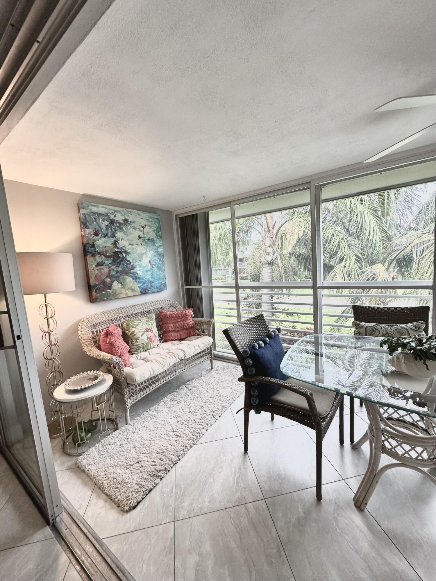 TEQUESTA GARDEN CONDO 7 - Residential