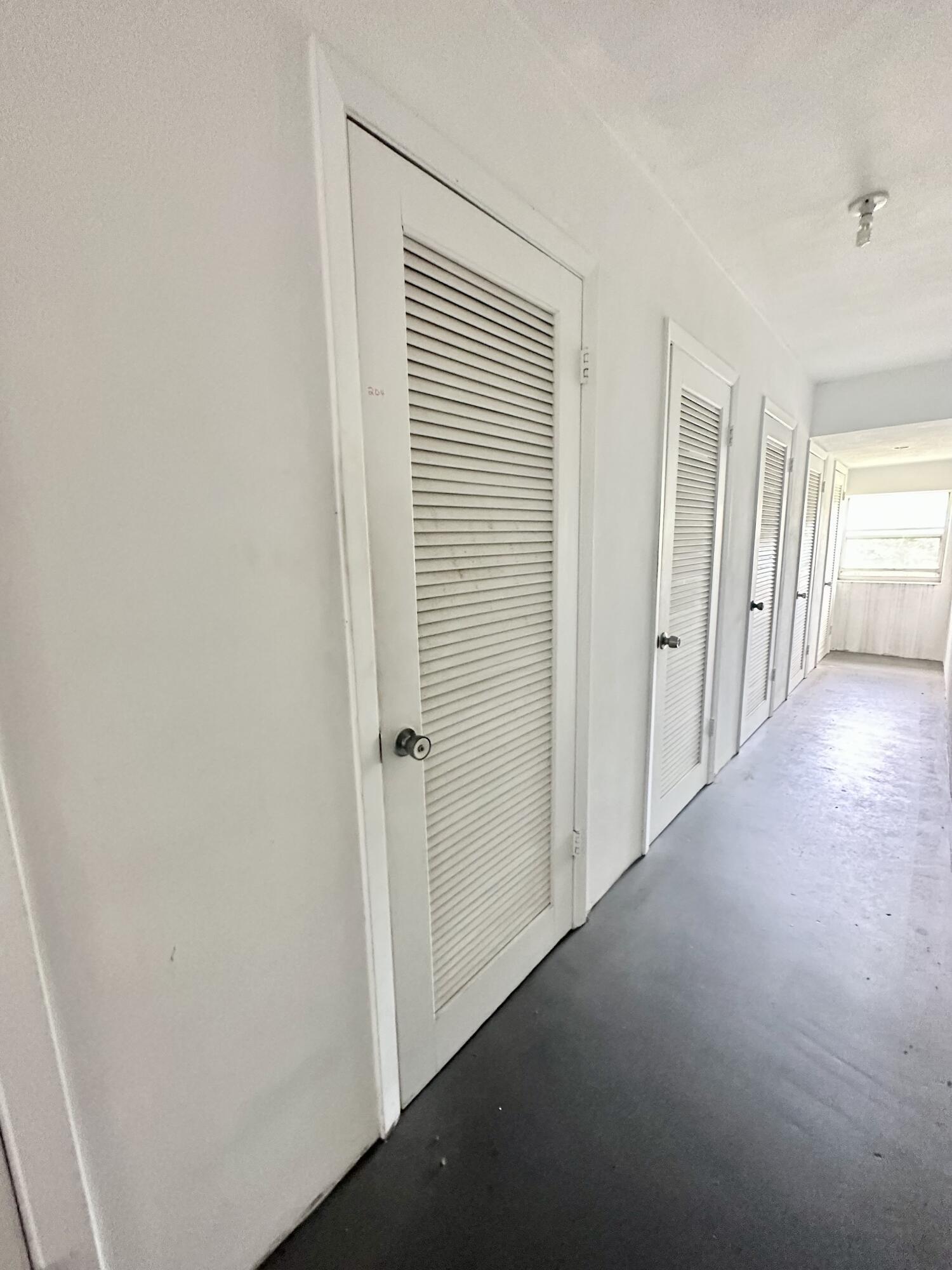TEQUESTA GARDEN CONDO 7 - Residential