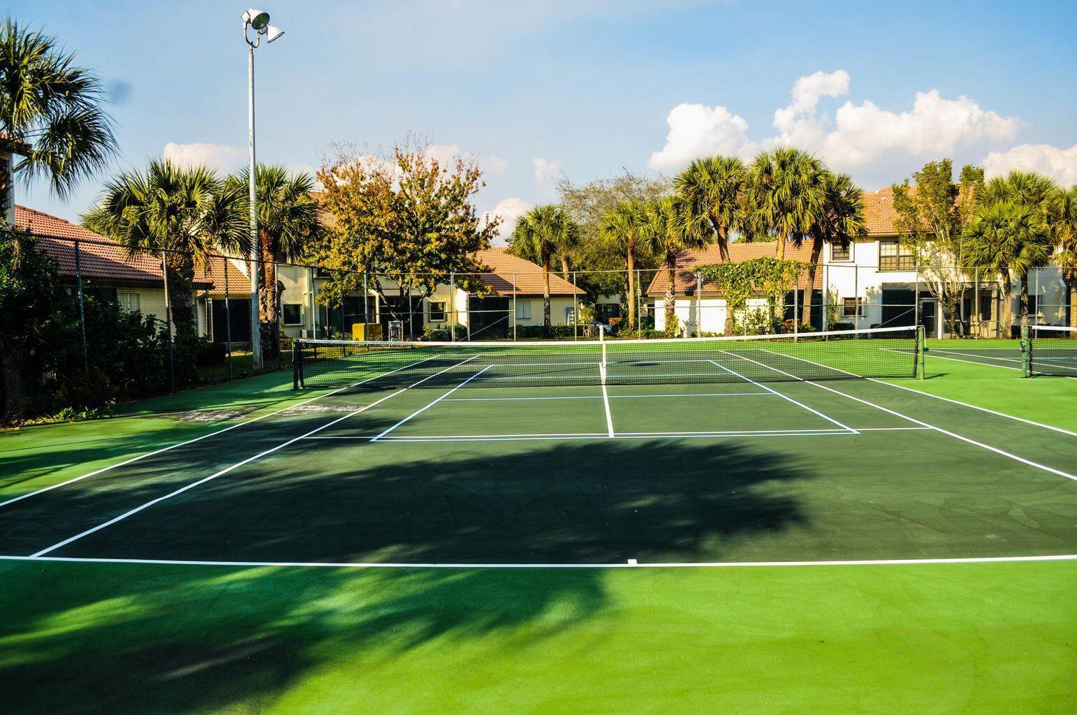 LUCERNE PARK Condos - Residential Lease