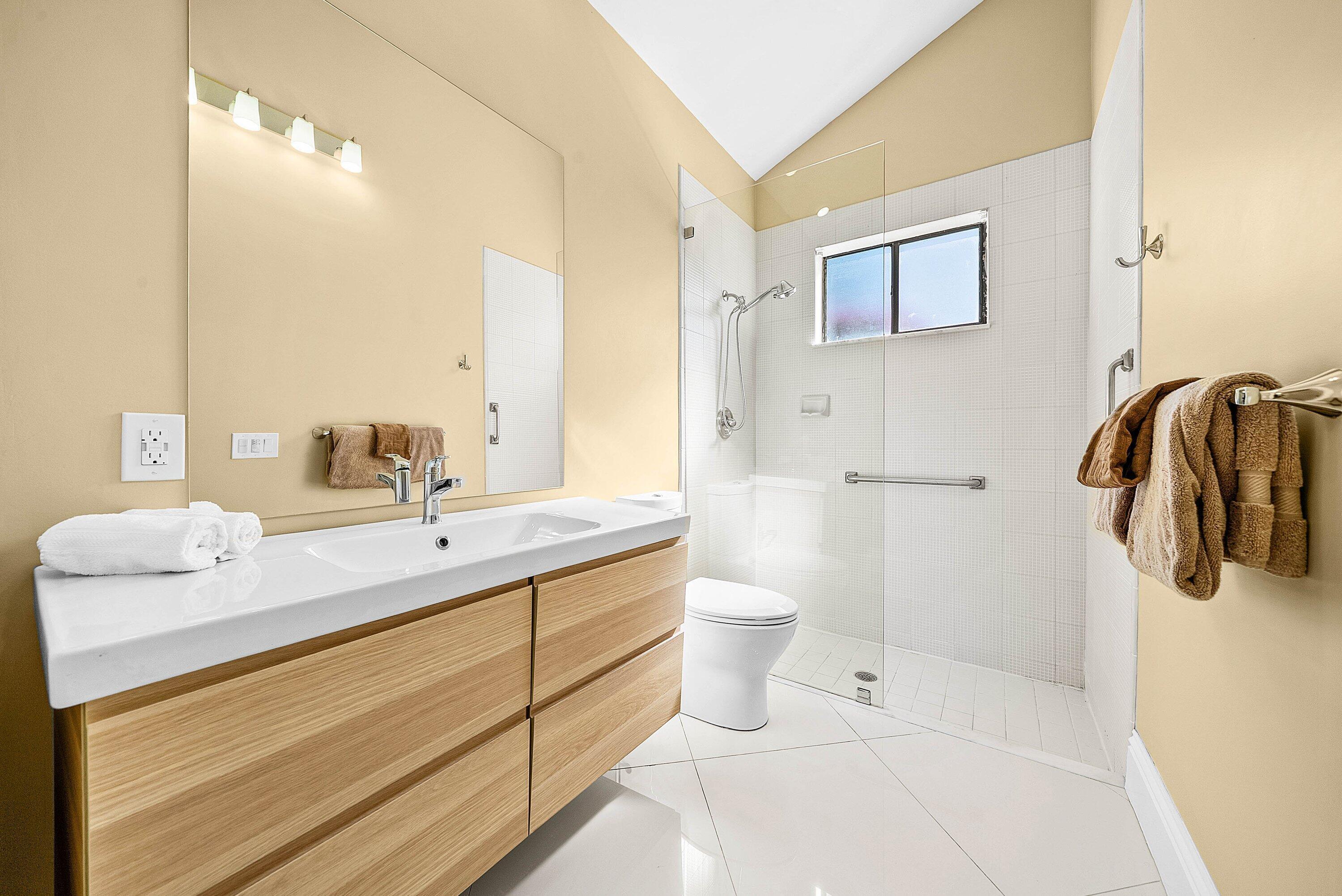 STEEPLE CHASE - Residential Lease