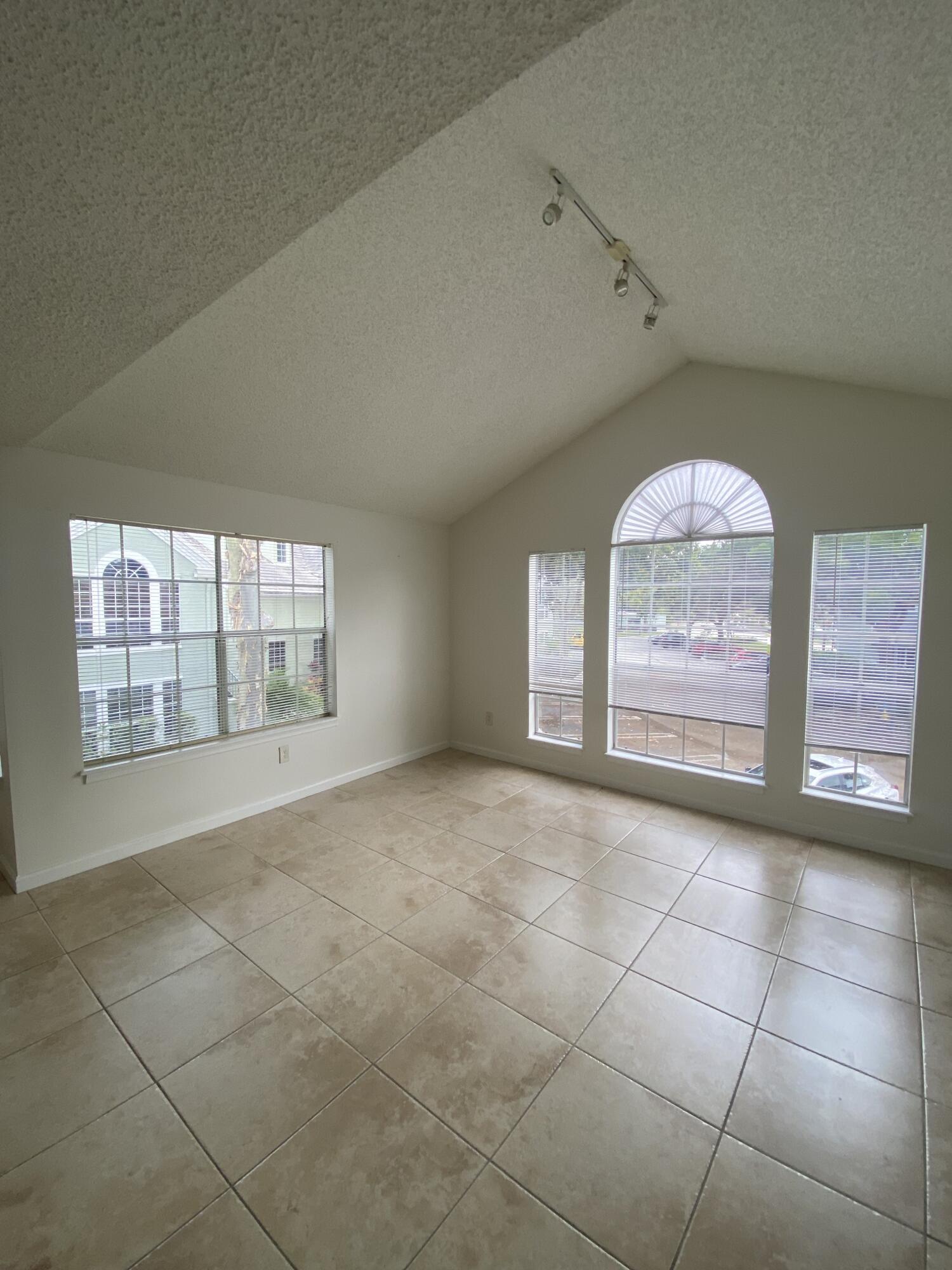 BAHIA AT DELRAY CONDO - Residential
