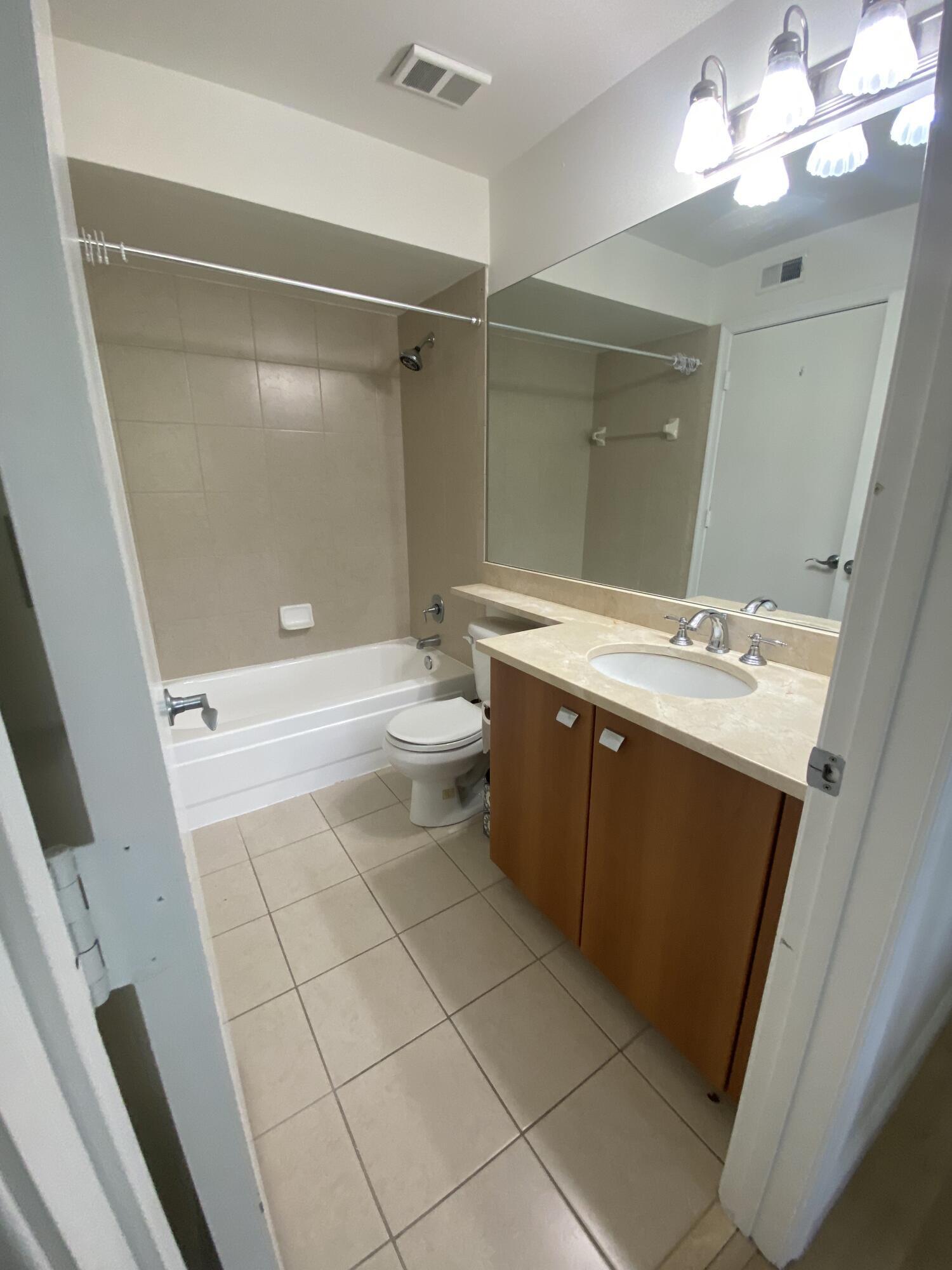 BAHIA AT DELRAY CONDO - Residential