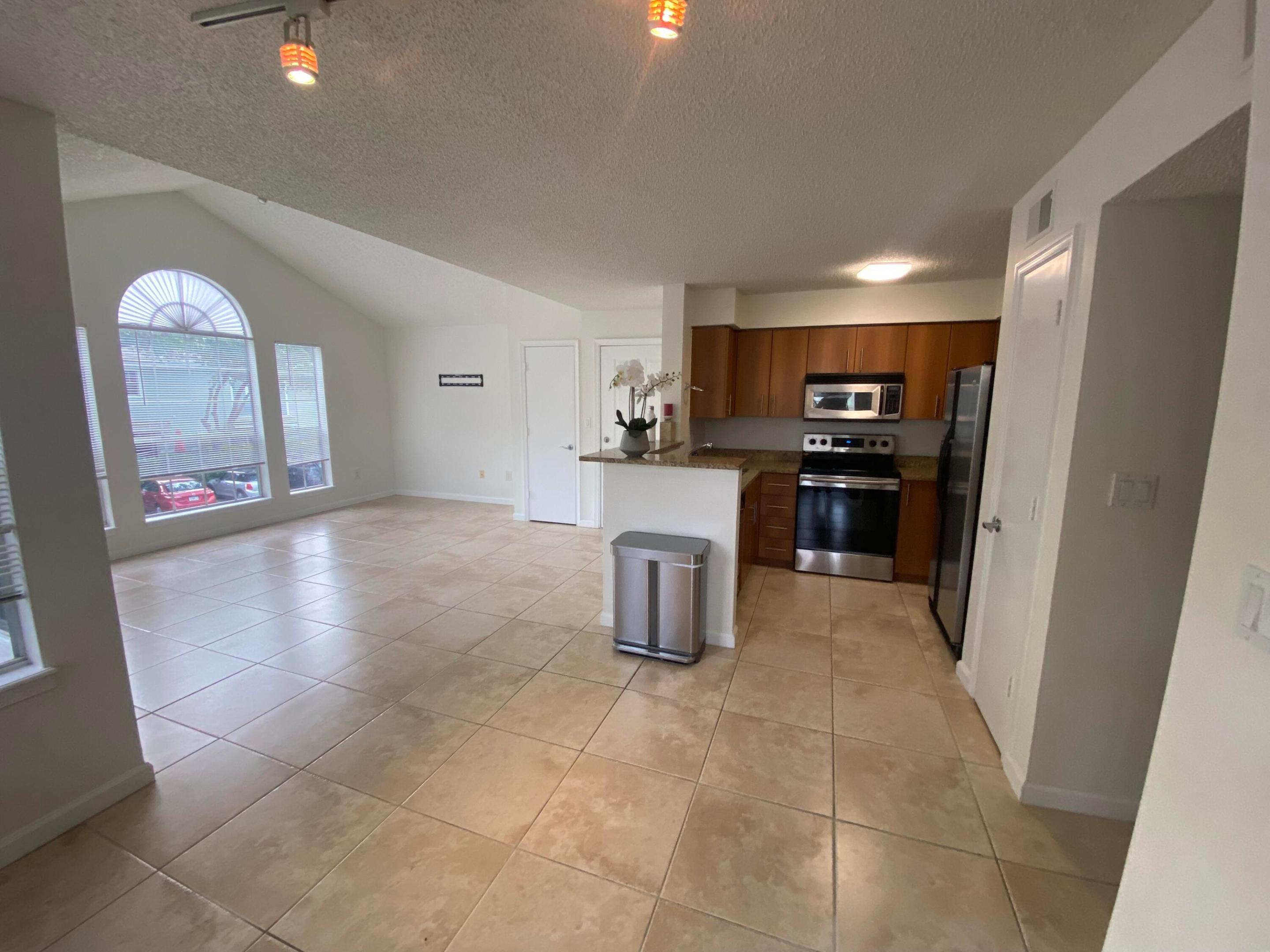 BAHIA AT DELRAY CONDO - Residential