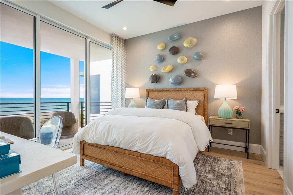 Diamond Shores - Residential