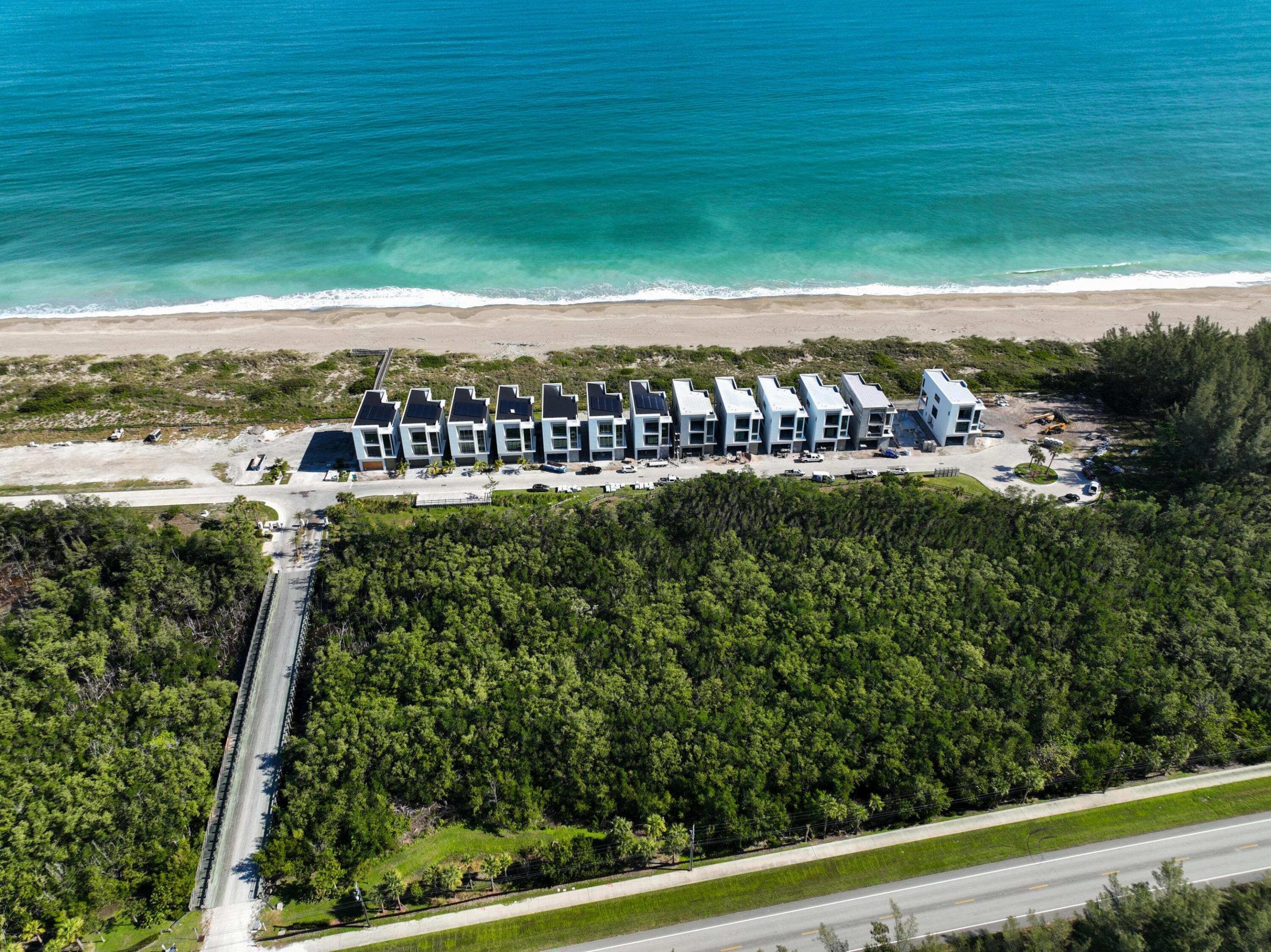 Diamond Shores - Residential