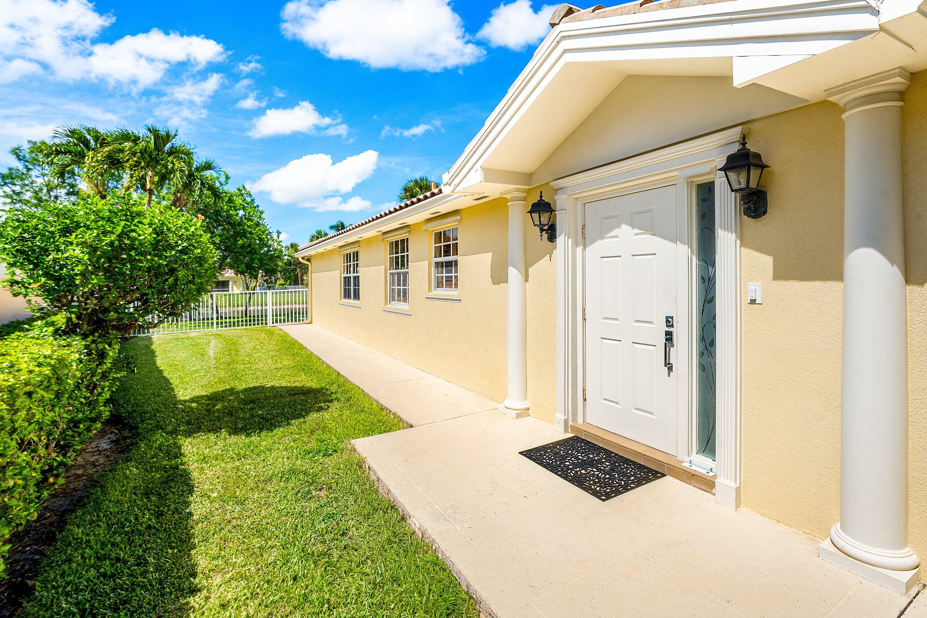 VILLAGEWALK OF WELLINGTON 1 - Residential
