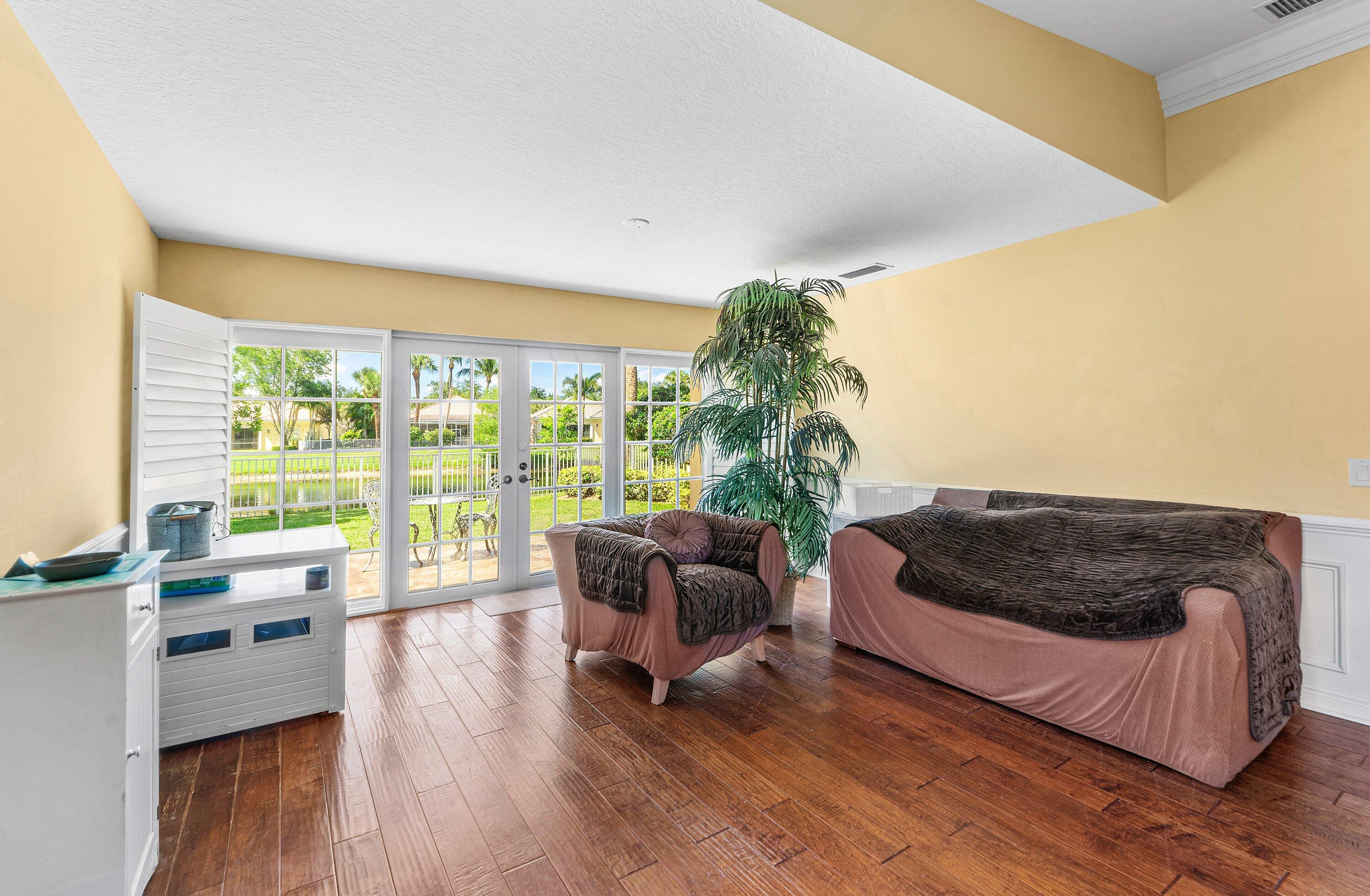 VILLAGEWALK OF WELLINGTON 1 - Residential