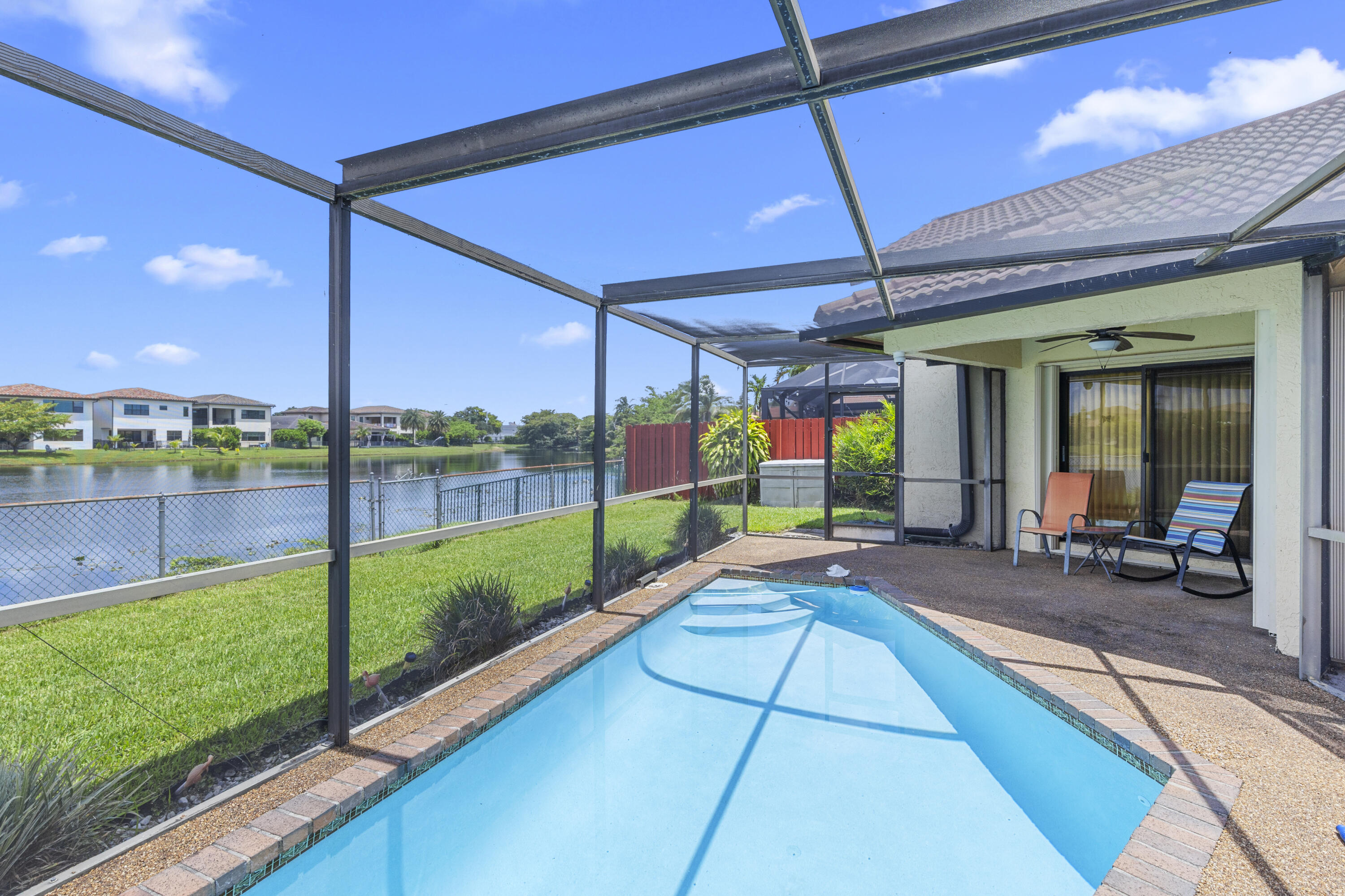 Pembroke Lakes South - Residential