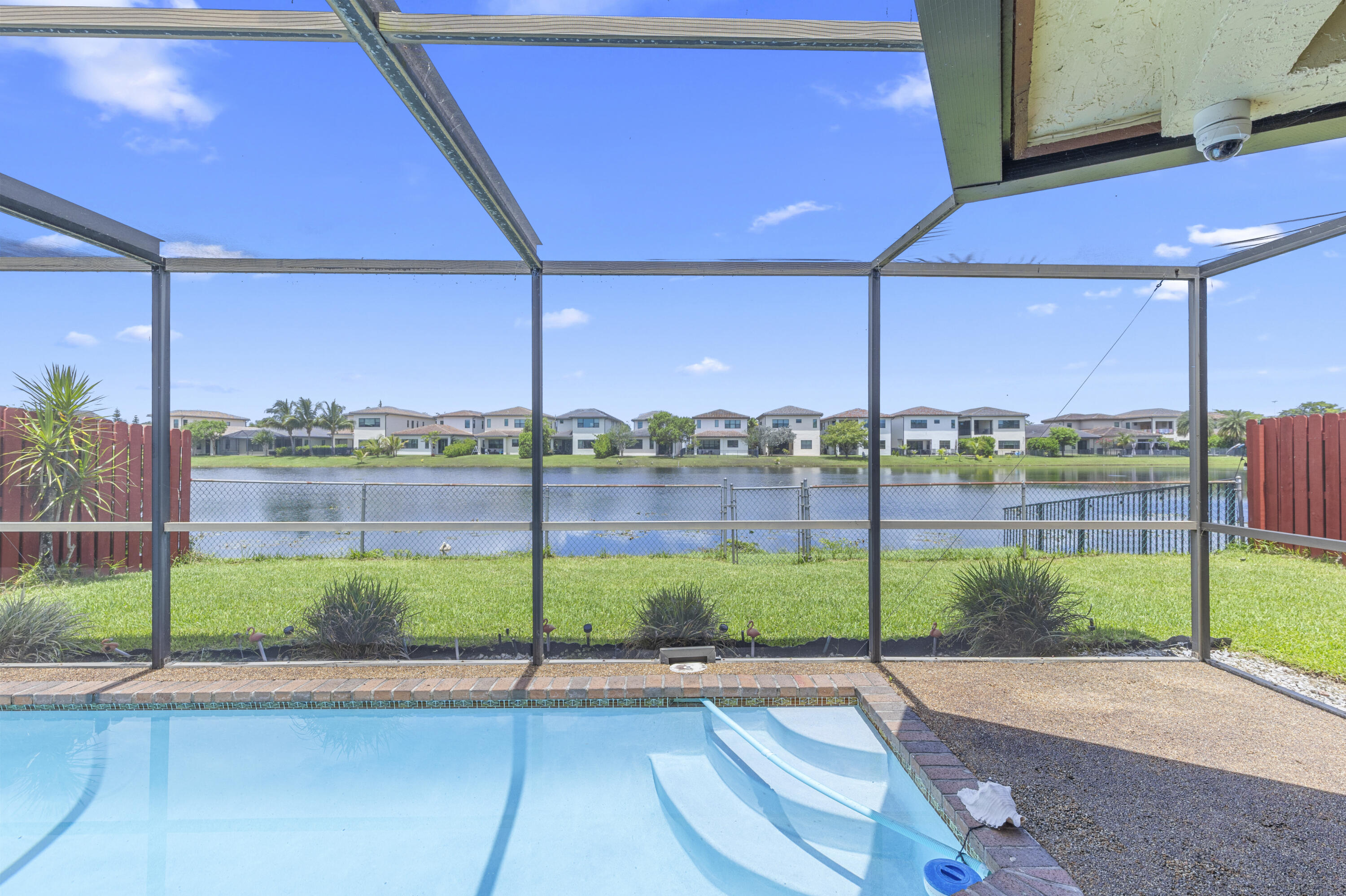 Pembroke Lakes South - Residential