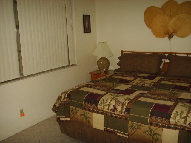 VILLAGES OF ORIOLE ABBEY CONDO - Residential Lease